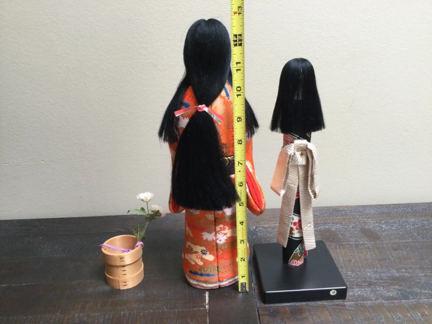 Two Vintage Japanese Kokeshi Dolls image indicator(2)