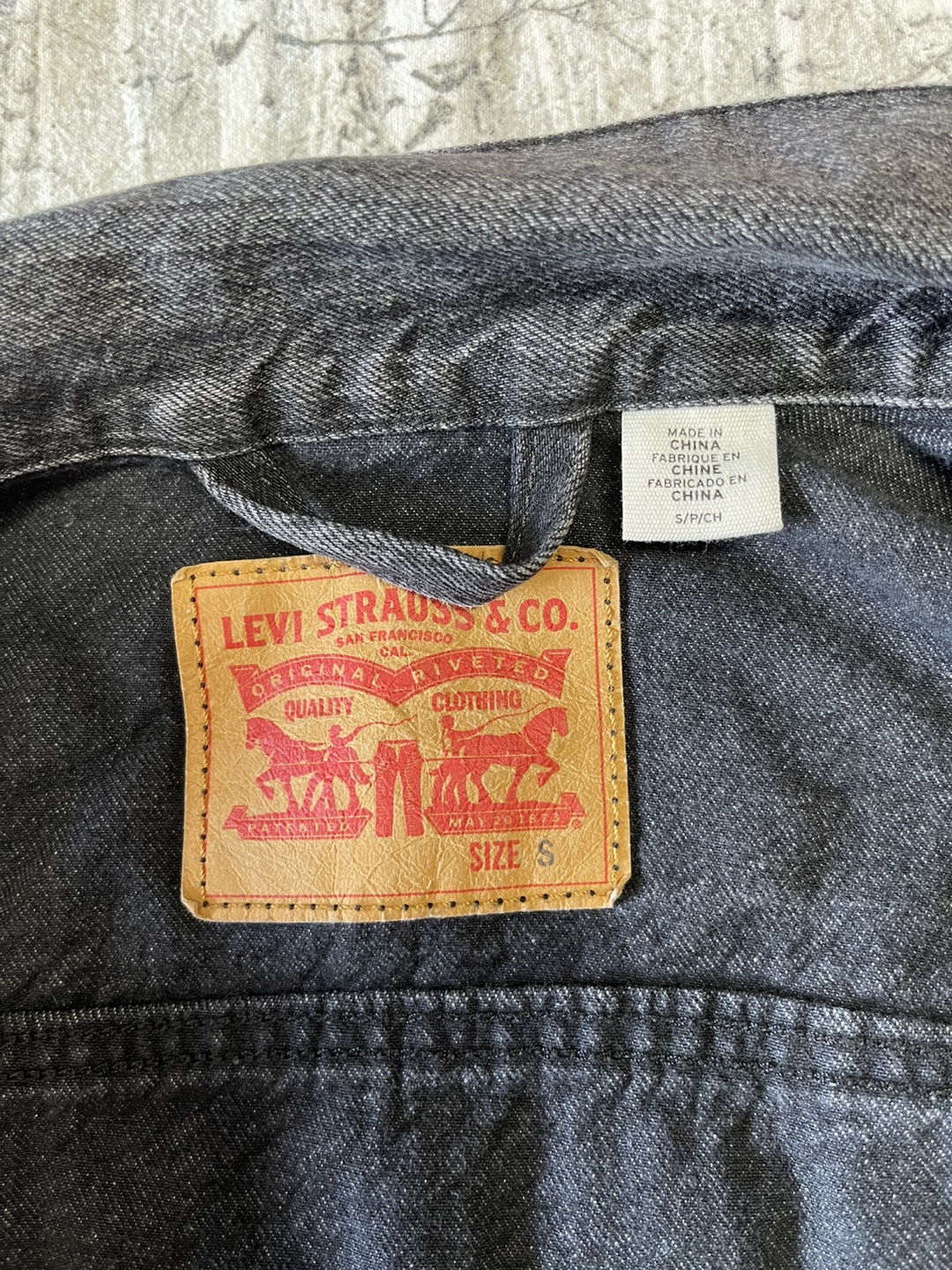 Levi's Denim Jacket - Size S - photo 2