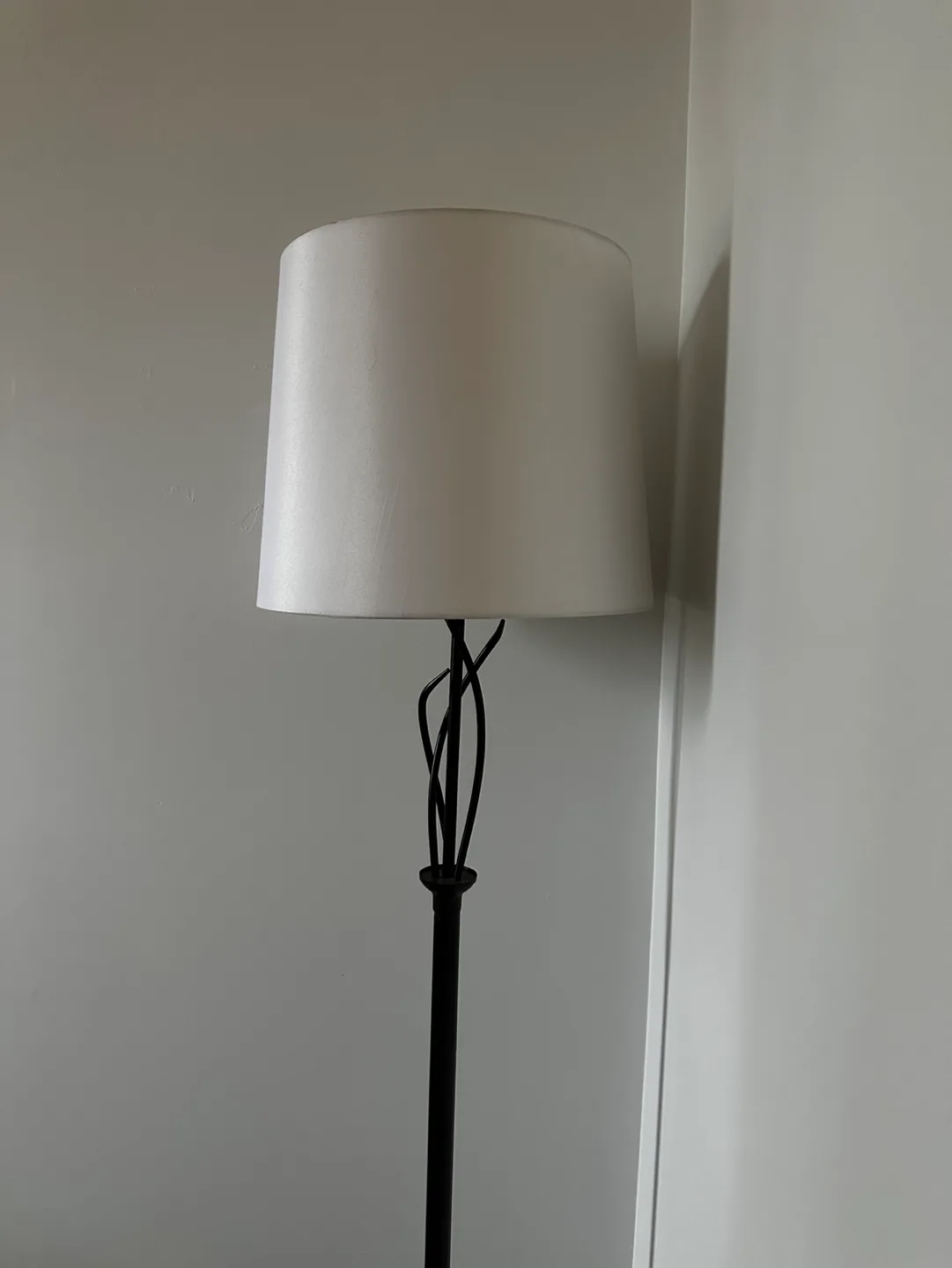 Vintage Floor Lamp with White Shade with foot switch image indicator(3)