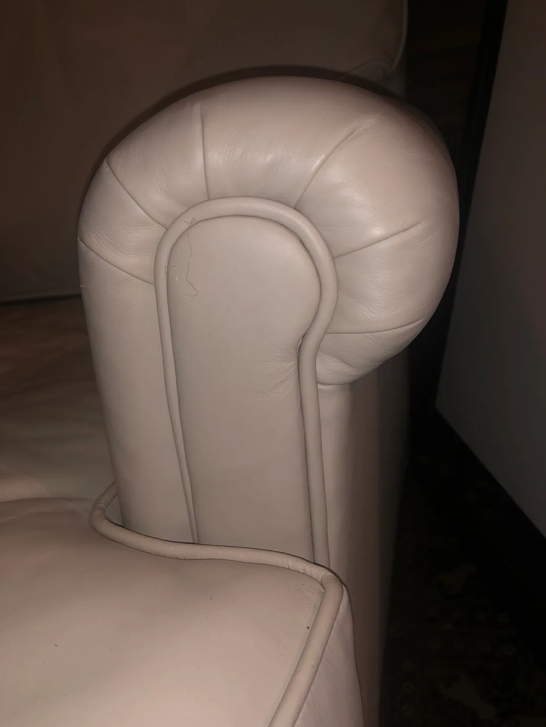 Cream Leather Sofa - 3-seater image indicator(2)