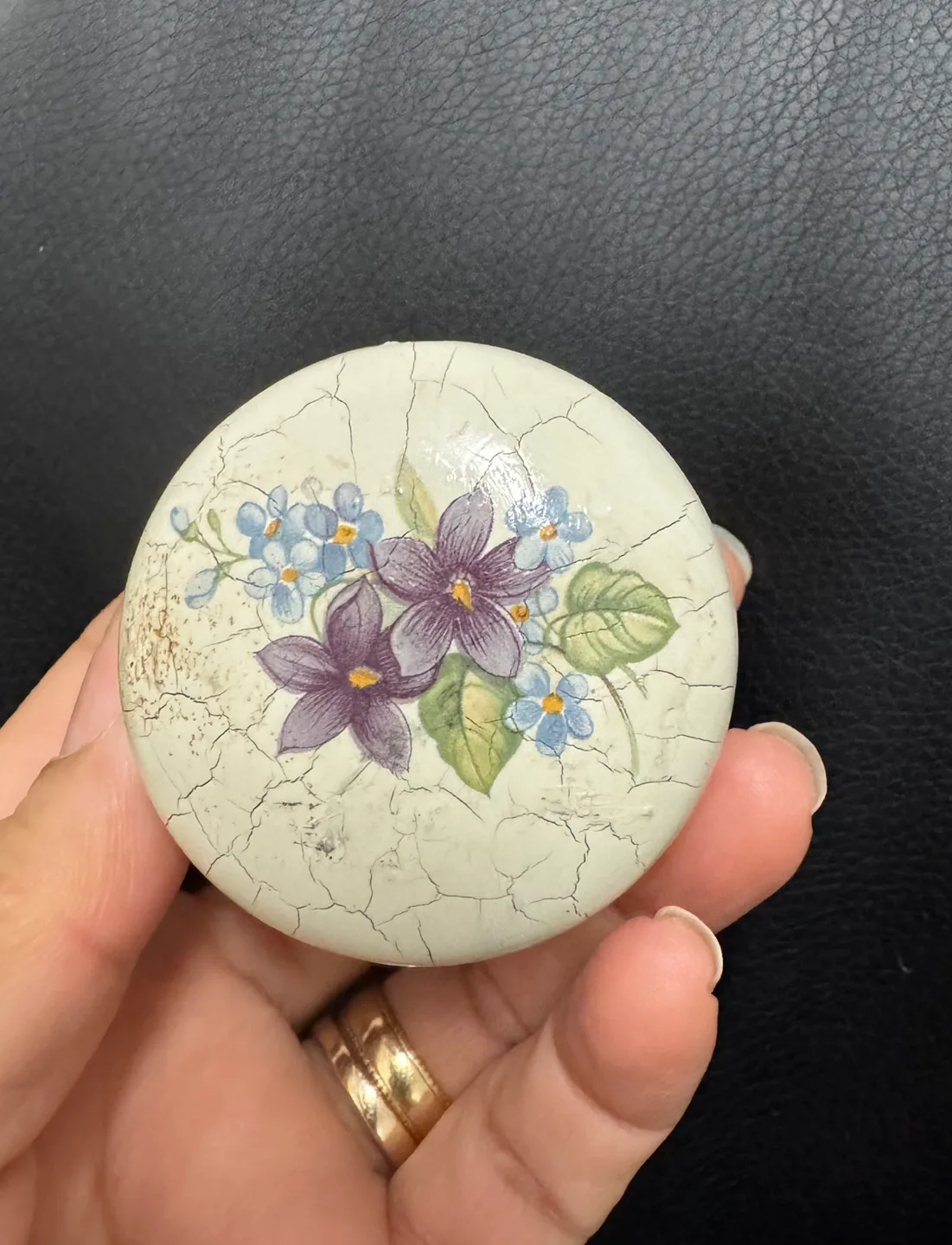 🏈 Vintage Floral trinket box image indicator(2)