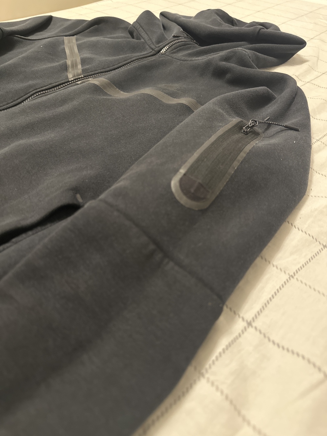 Vintage Nike Tech Fleece Full-Zip Hoodie (Large) - photo 2