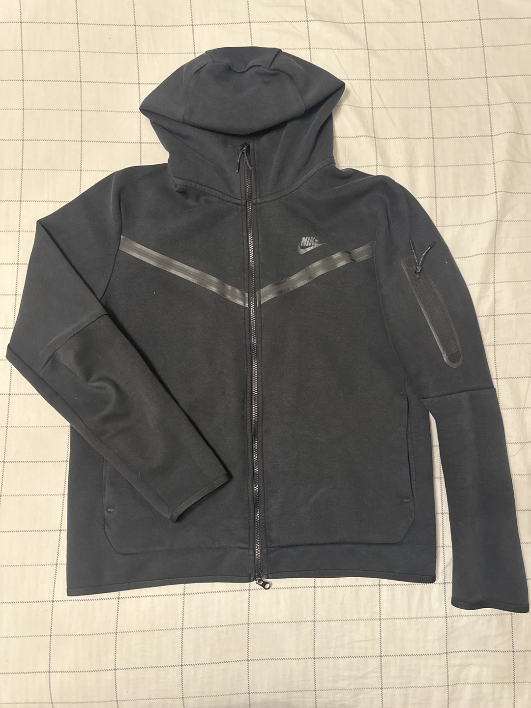 Vintage Nike Tech Fleece Full-Zip Hoodie (Large)