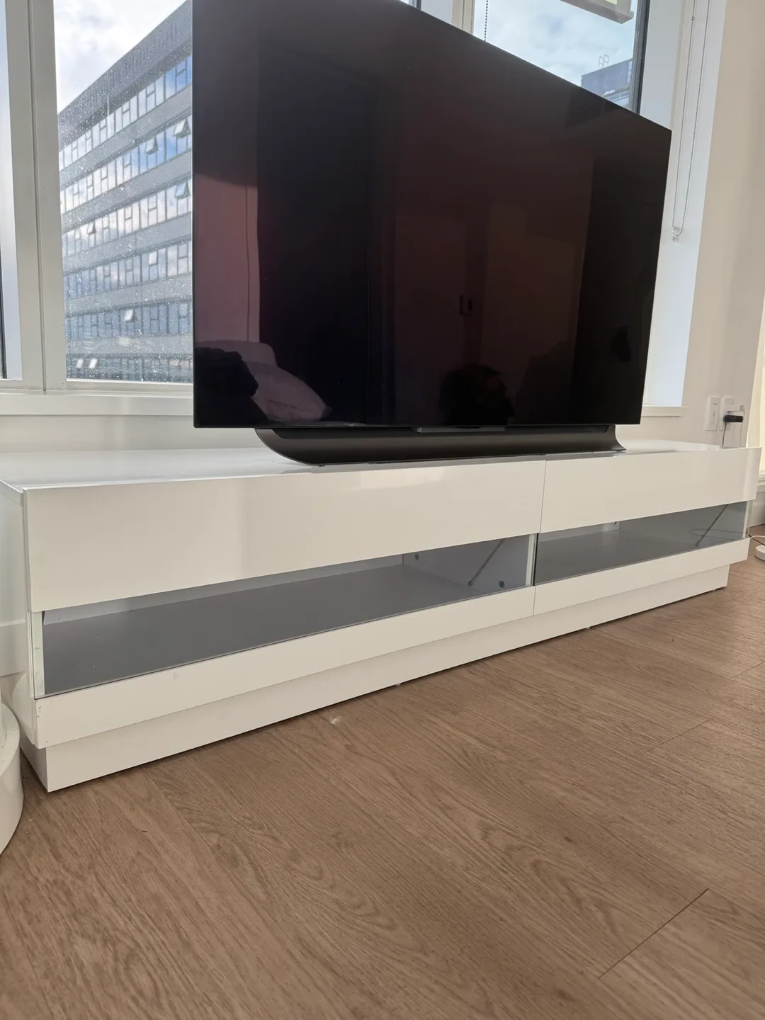 Modern White TV Stand image indicator(4)
