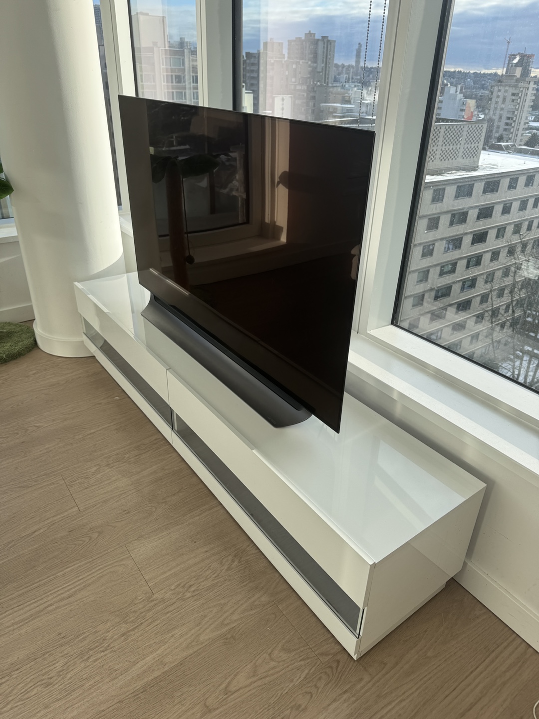 Modern White TV Stand - photo 3