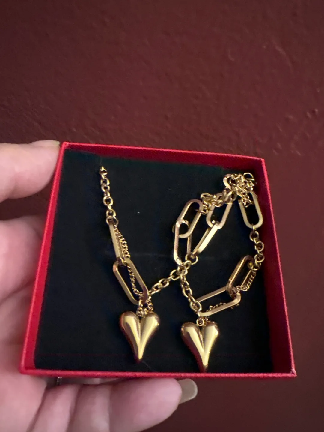 18 K SS Gold Heart Necklace and Bracelet Set image indicator(7)