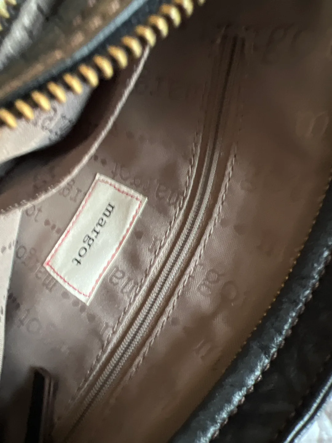 Margot New York Leather Crossbody Bag image indicator(3)