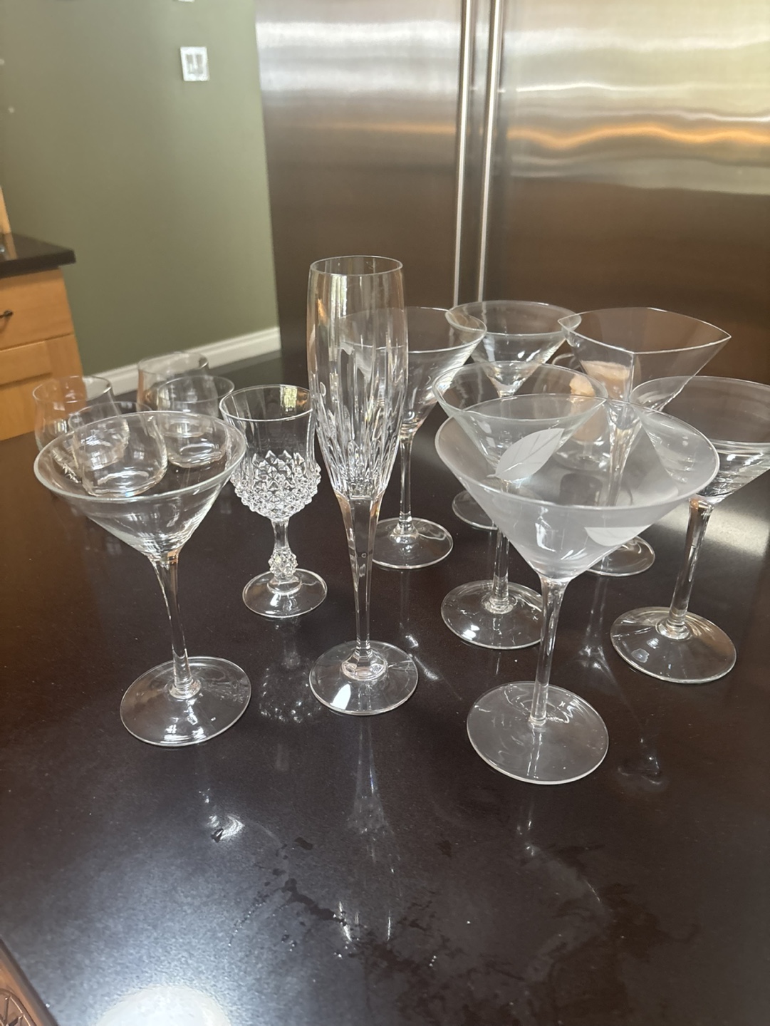 Mixed types of glassware - photo 2