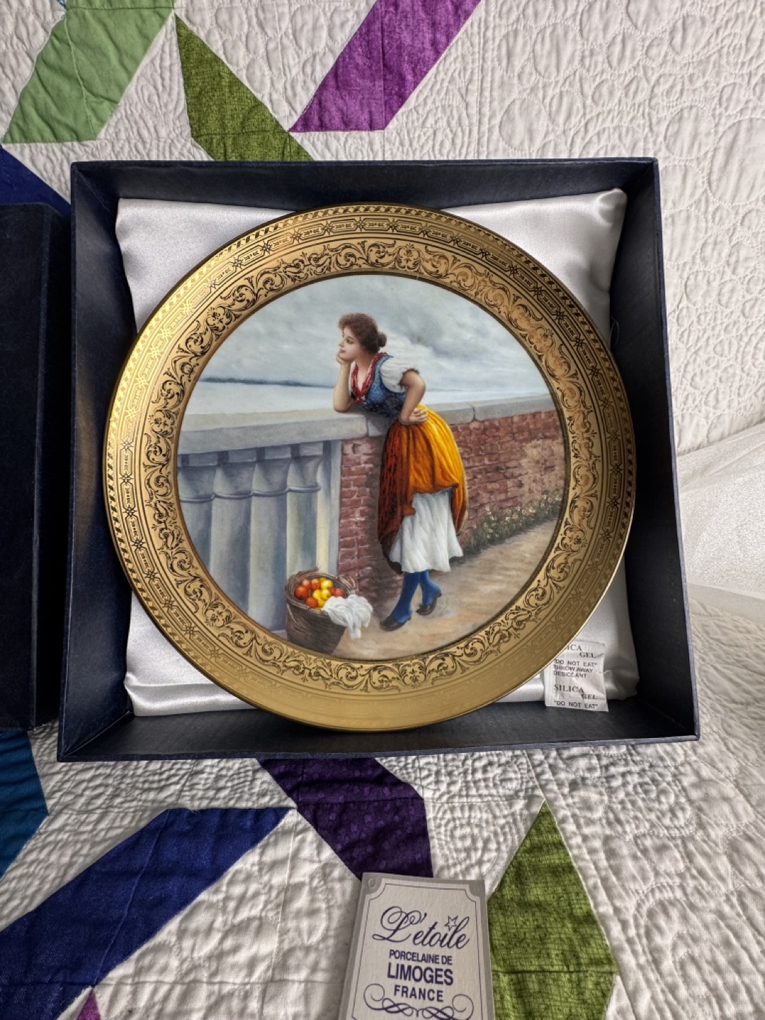 L'Etoile Limoges Porcelain Collector Plate - Neapolitan Woman - photo 3
