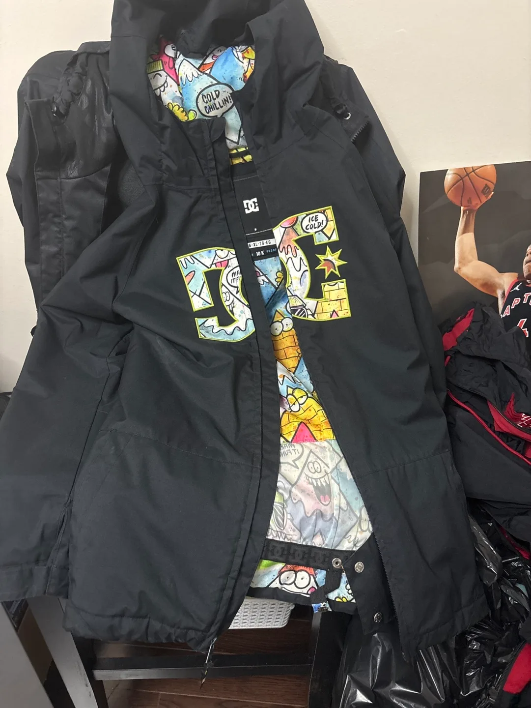 Like NEW DC brand snowboarding jacket 16-xl-tg-eg (mens s) image indicator(2)