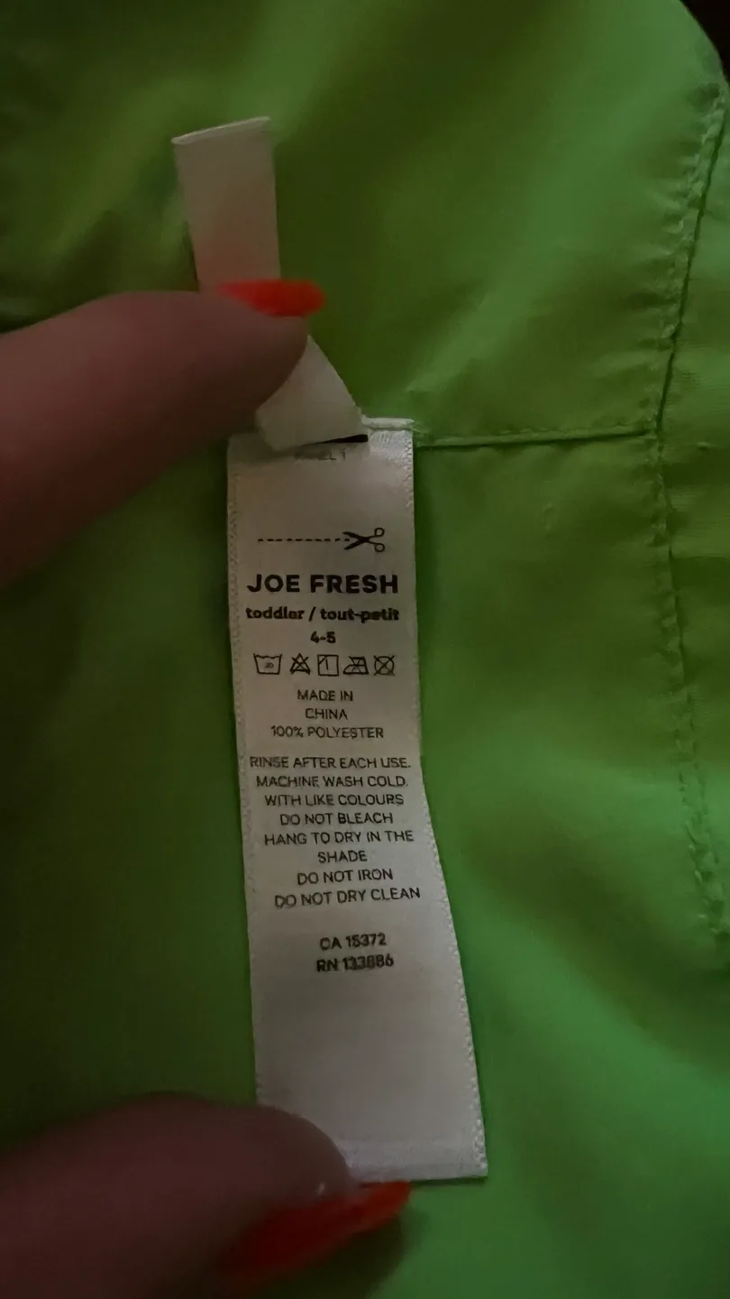 Women’s Hats image indicator(4)