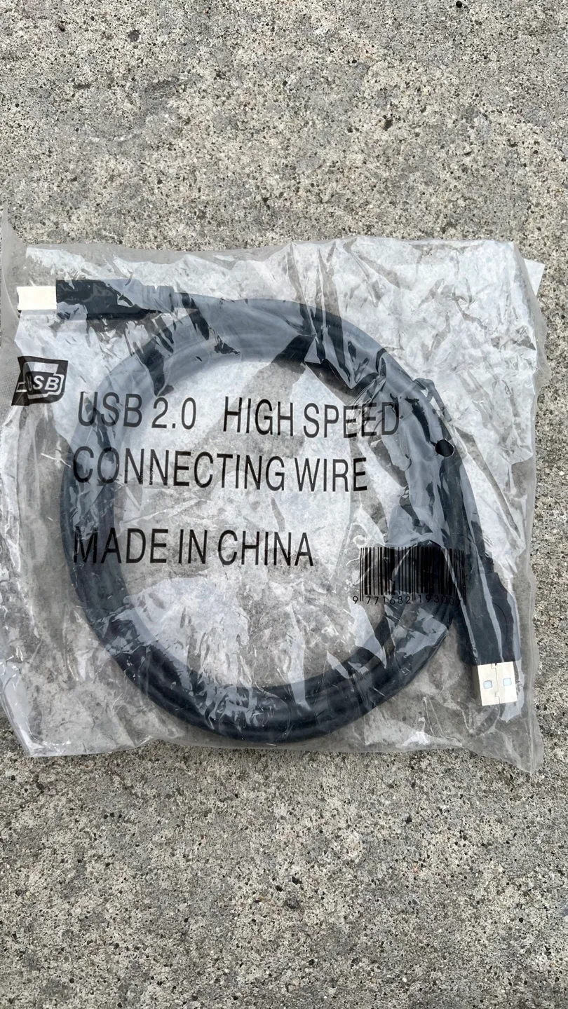 Bulk Lot of Computer Cables and Connectors image indicator(3)