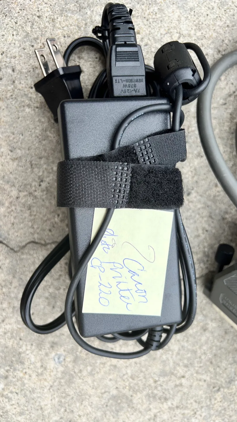 Bulk Lot of Computer Cables and Connectors image indicator(7)