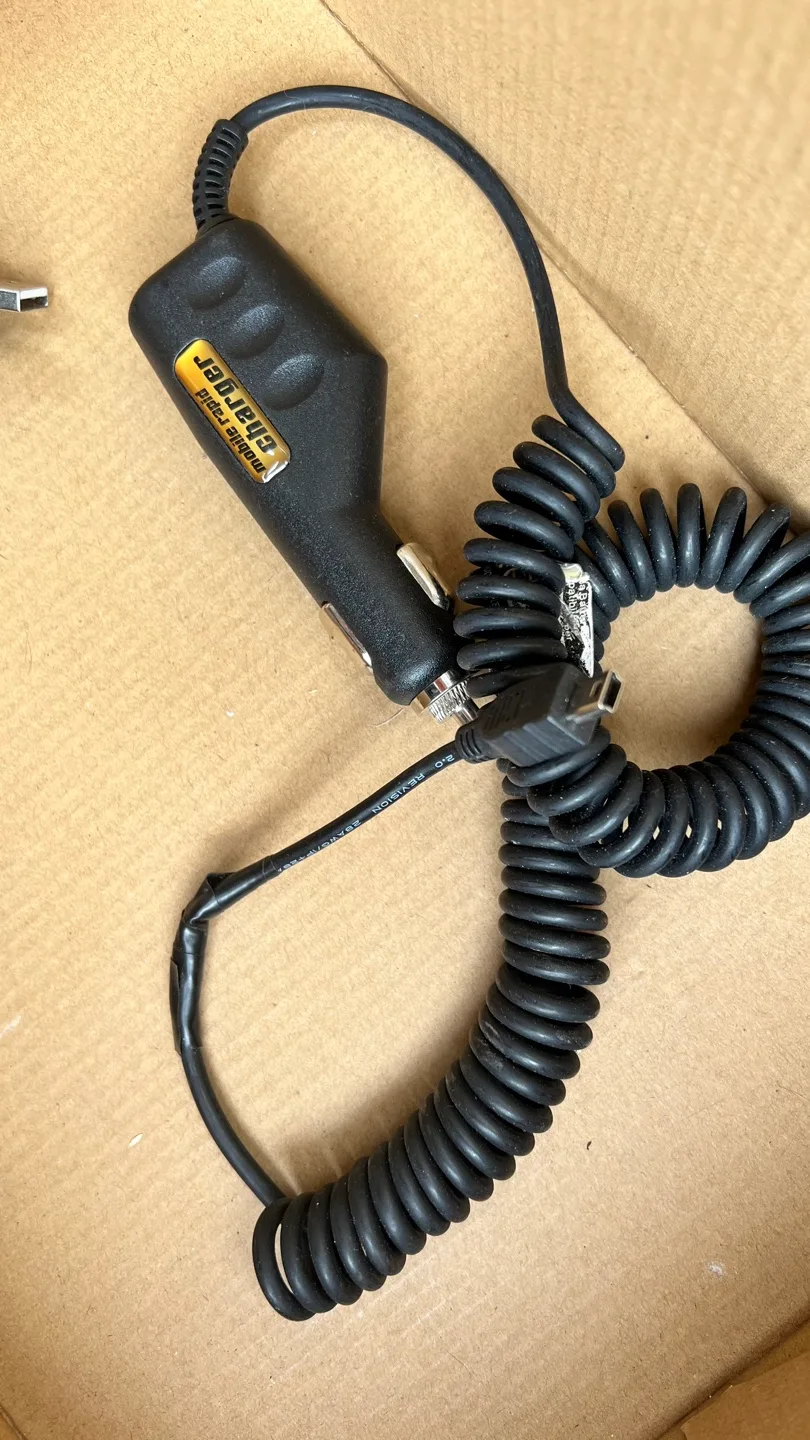 Bulk Lot of Computer Cables and Connectors image indicator(9)