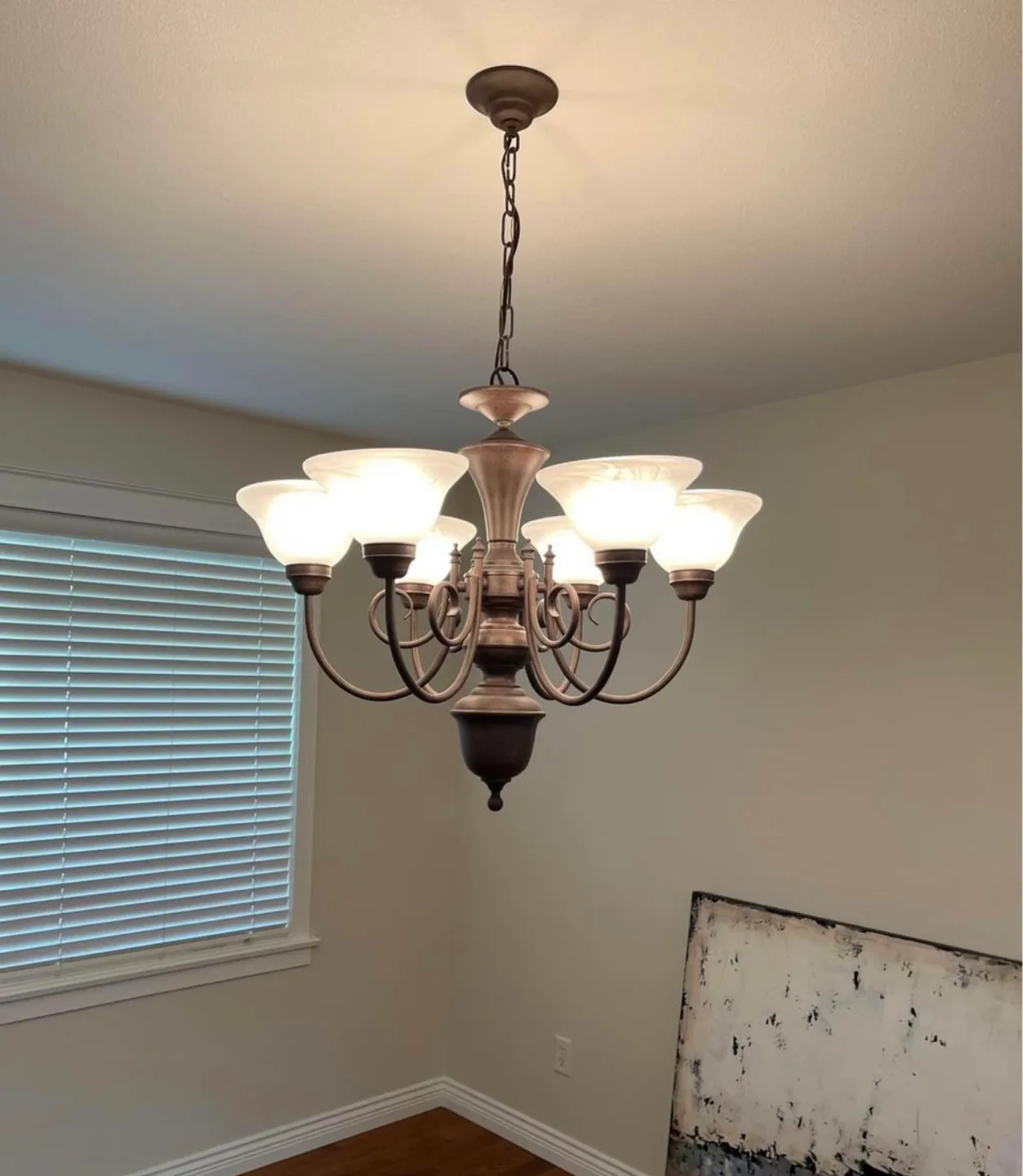 6-Light Chandelier image indicator(2)