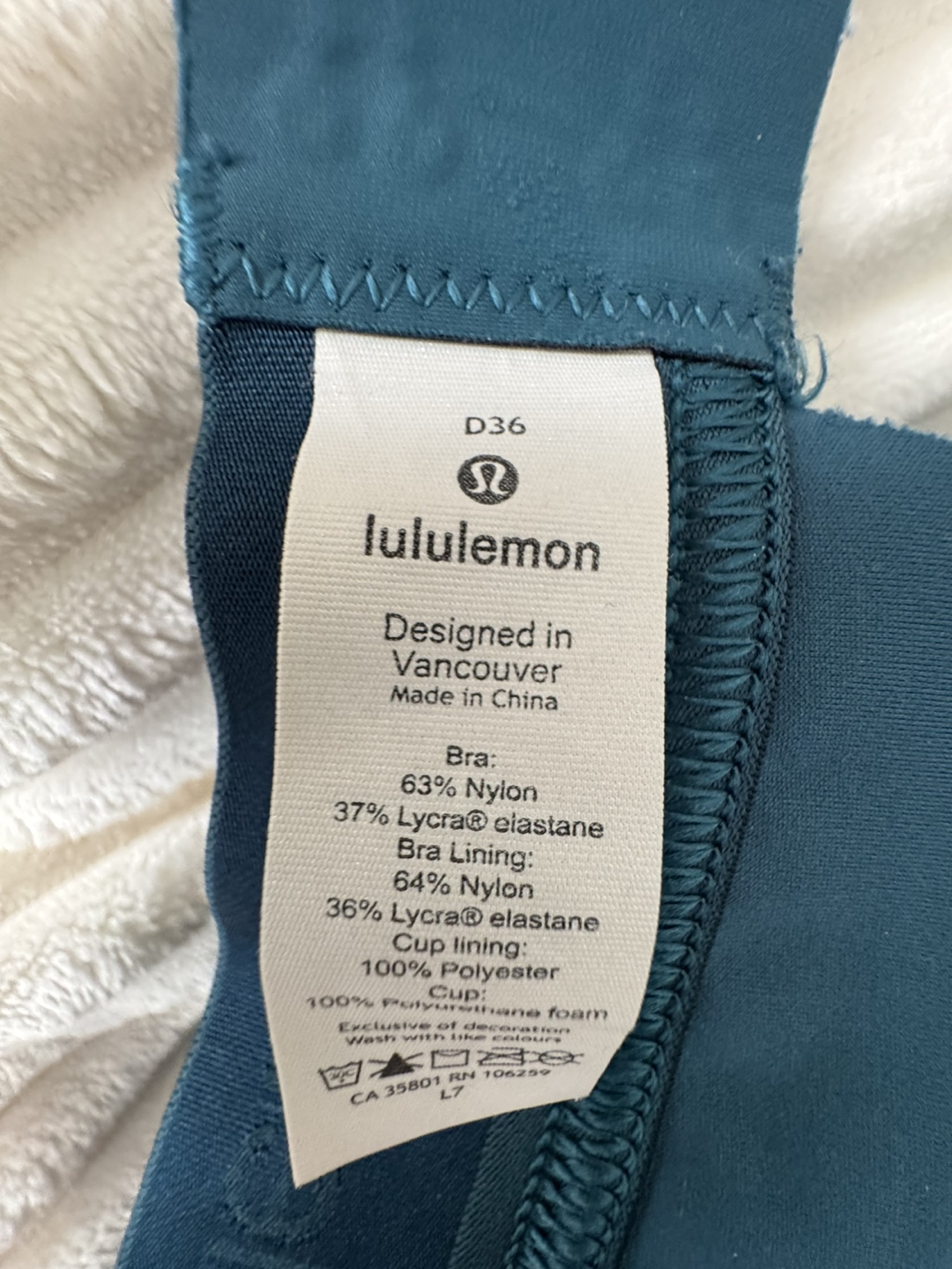 Lululemon Fine Form Sports Bra - Teal - photo 2