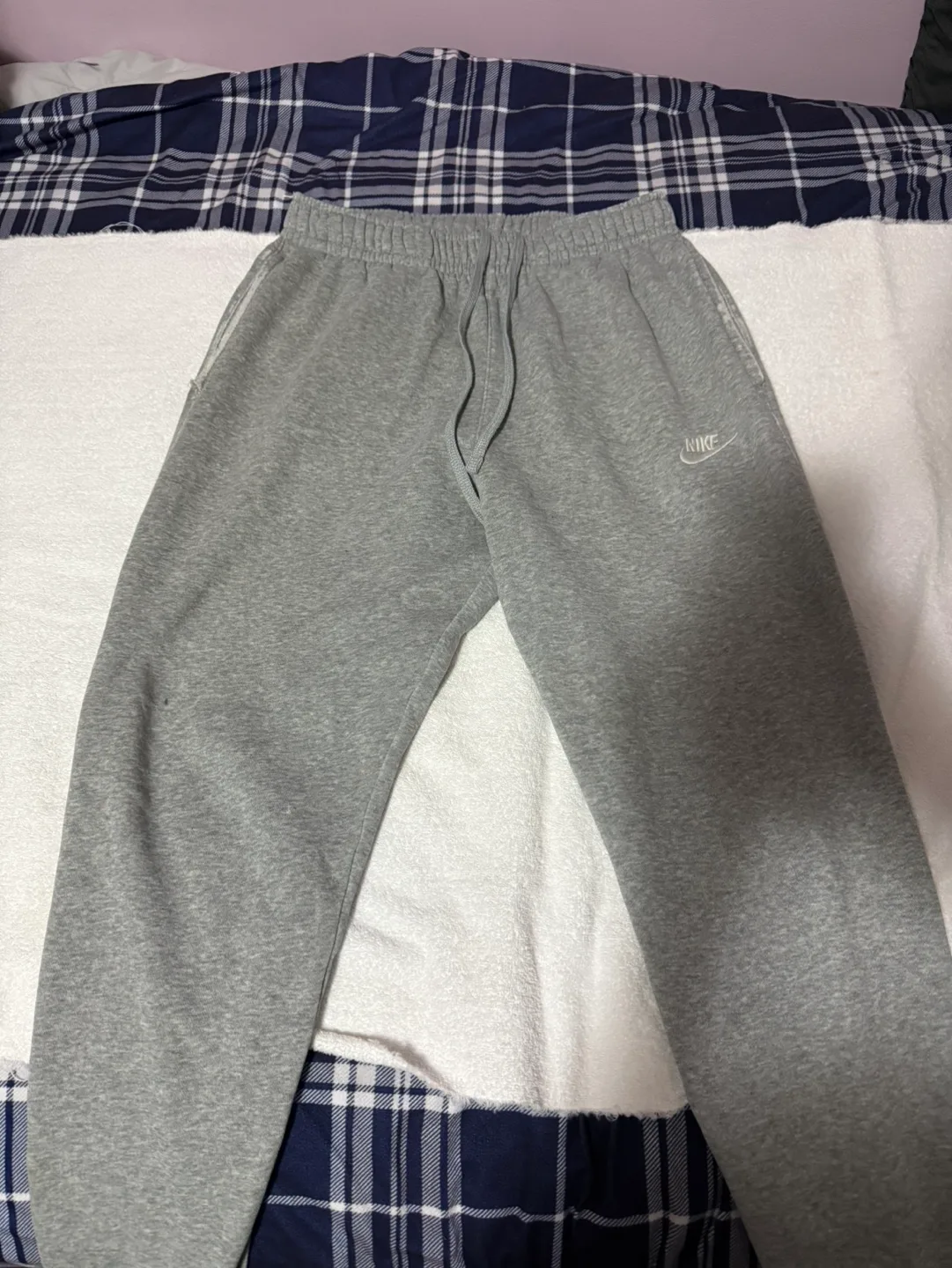 Nike Joggers image indicator(6)