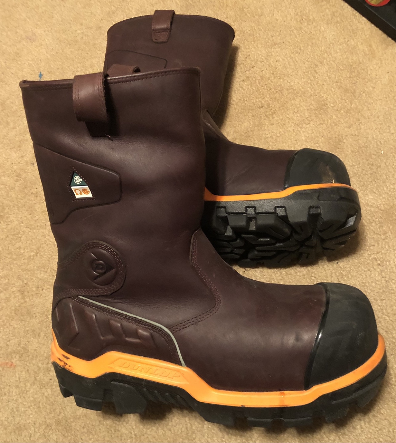 Brand New Dunlop T - Max insulated Men’s Size 14 work boots