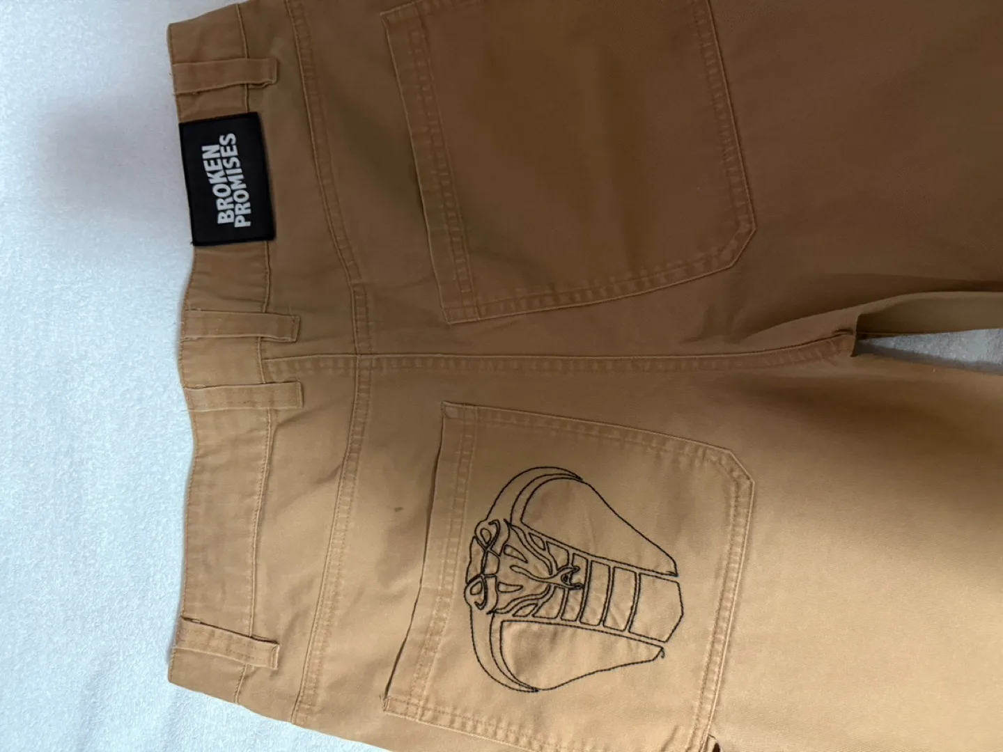 Broken Promises jeans image indicator(6)