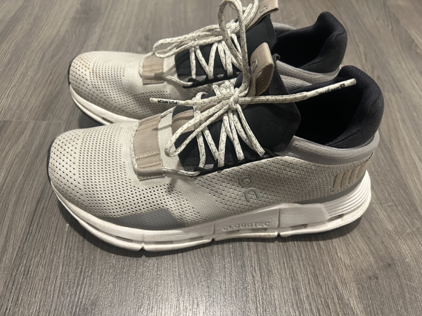 On Running sneakers size 6.5 US