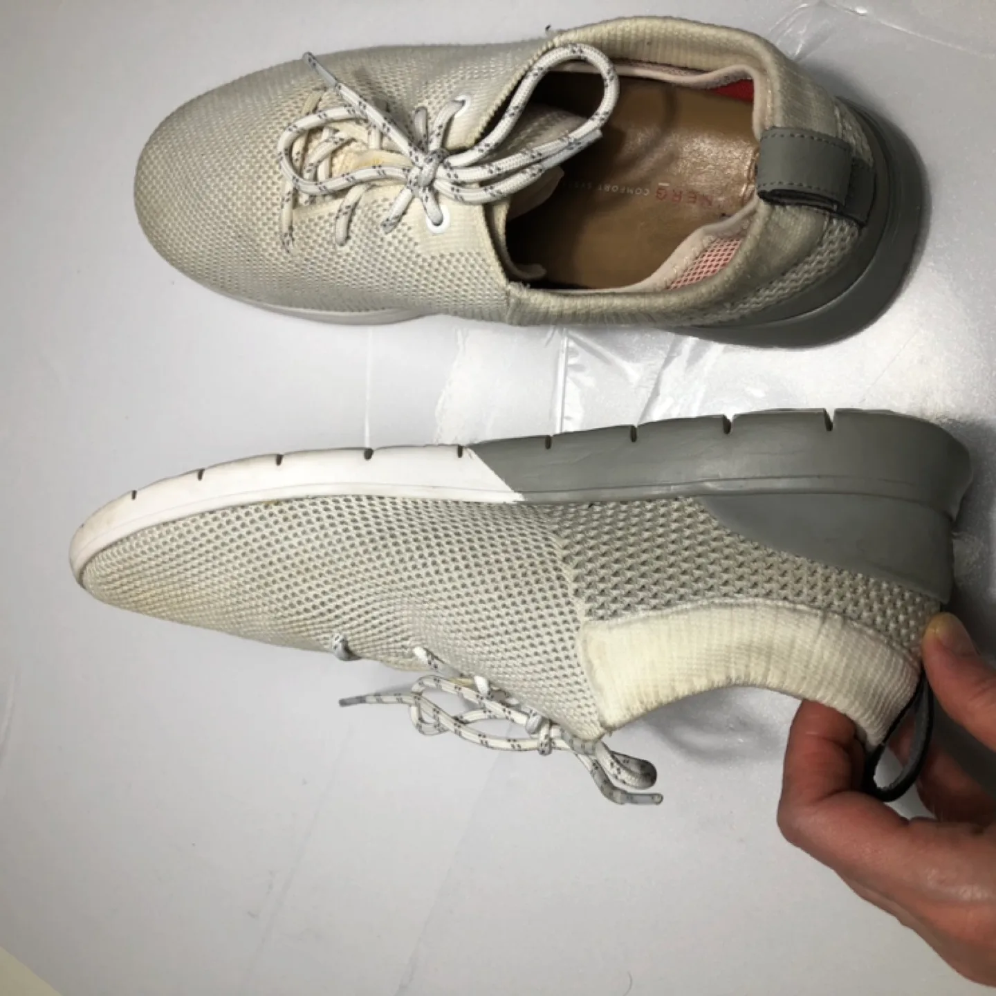 UGG Feli Hyperweave Mesh Sneaker Men’s Size 9 image indicator(5)