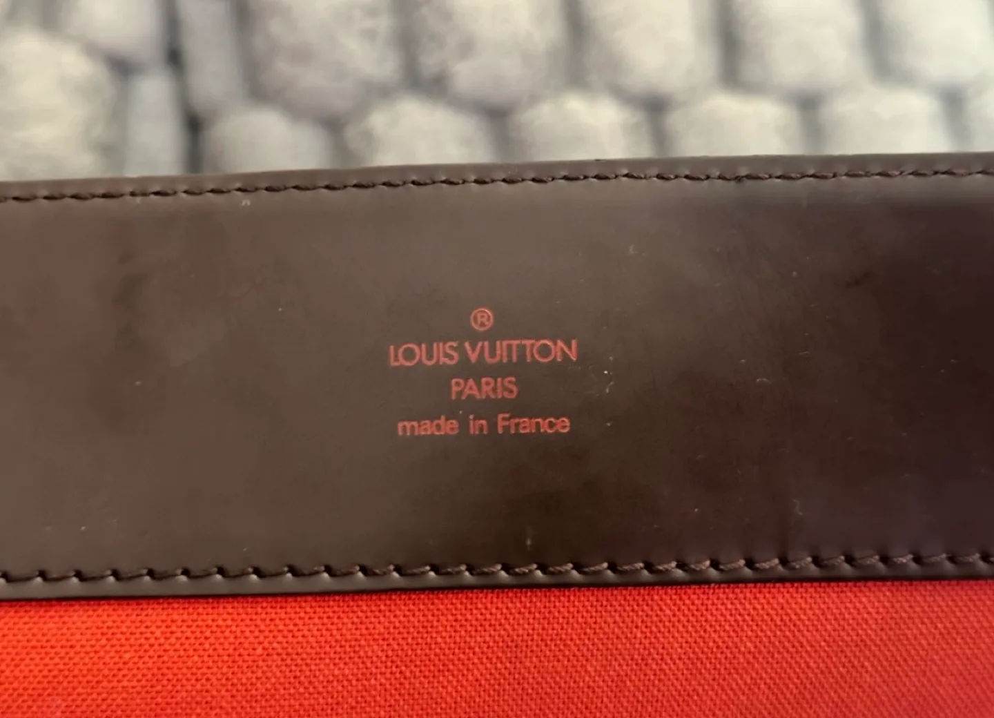 Louis Vuitton broadway 2 way messenger bag image indicator(3)