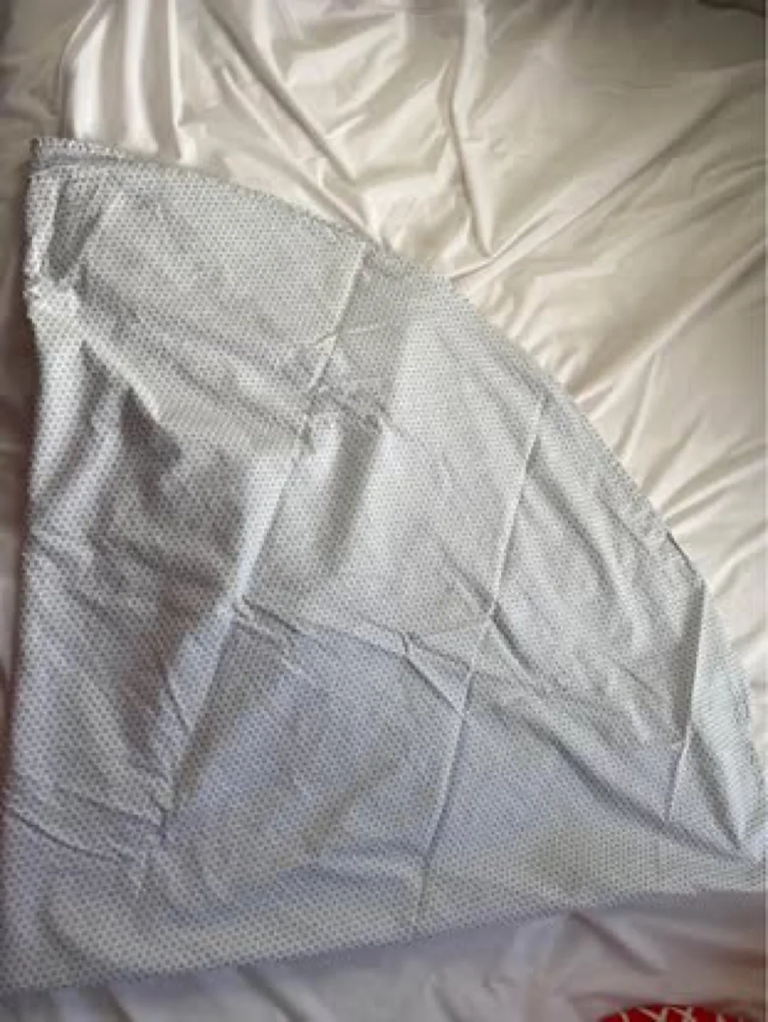 Grey Polka Dot Round Tablecloth image indicator(3)