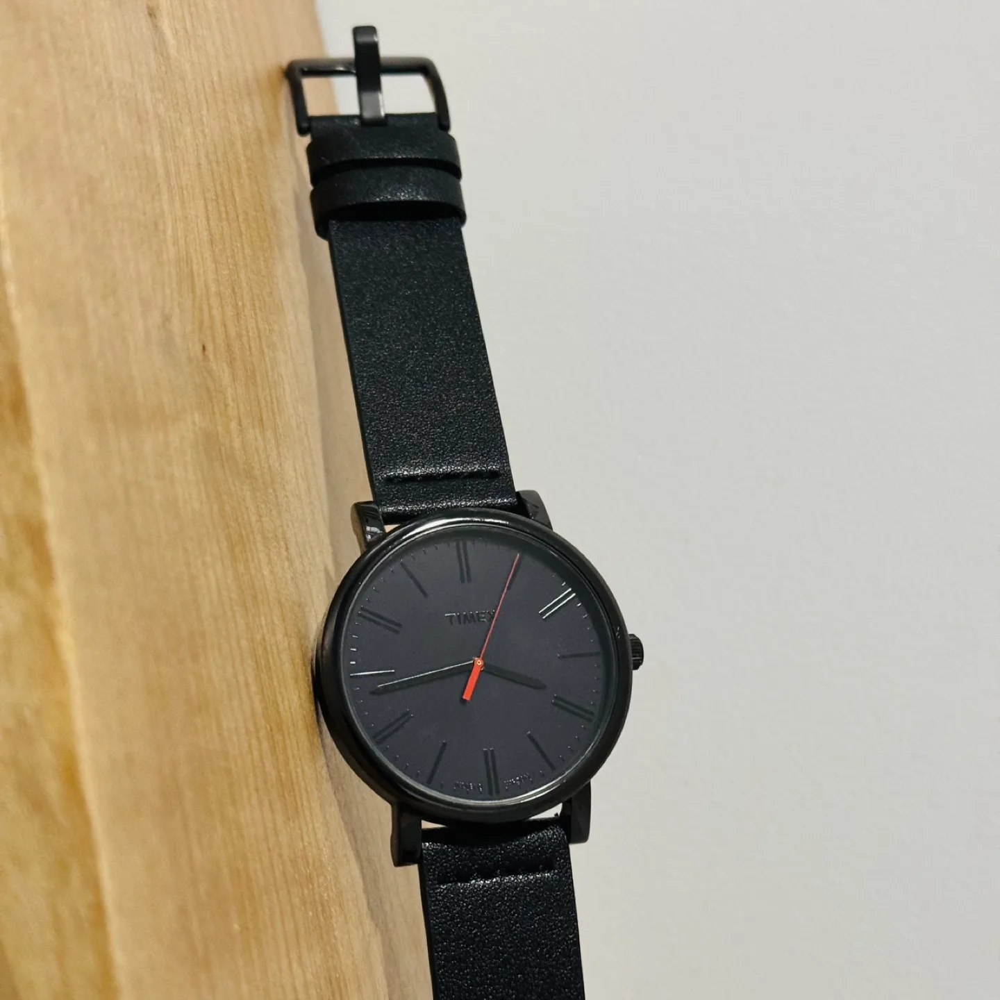 Timex Unisex Black Watch with Red Accent image indicator(3)