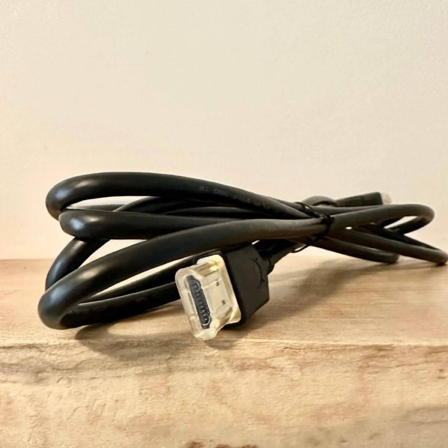 HDMI Cable 6ft image indicator(3)