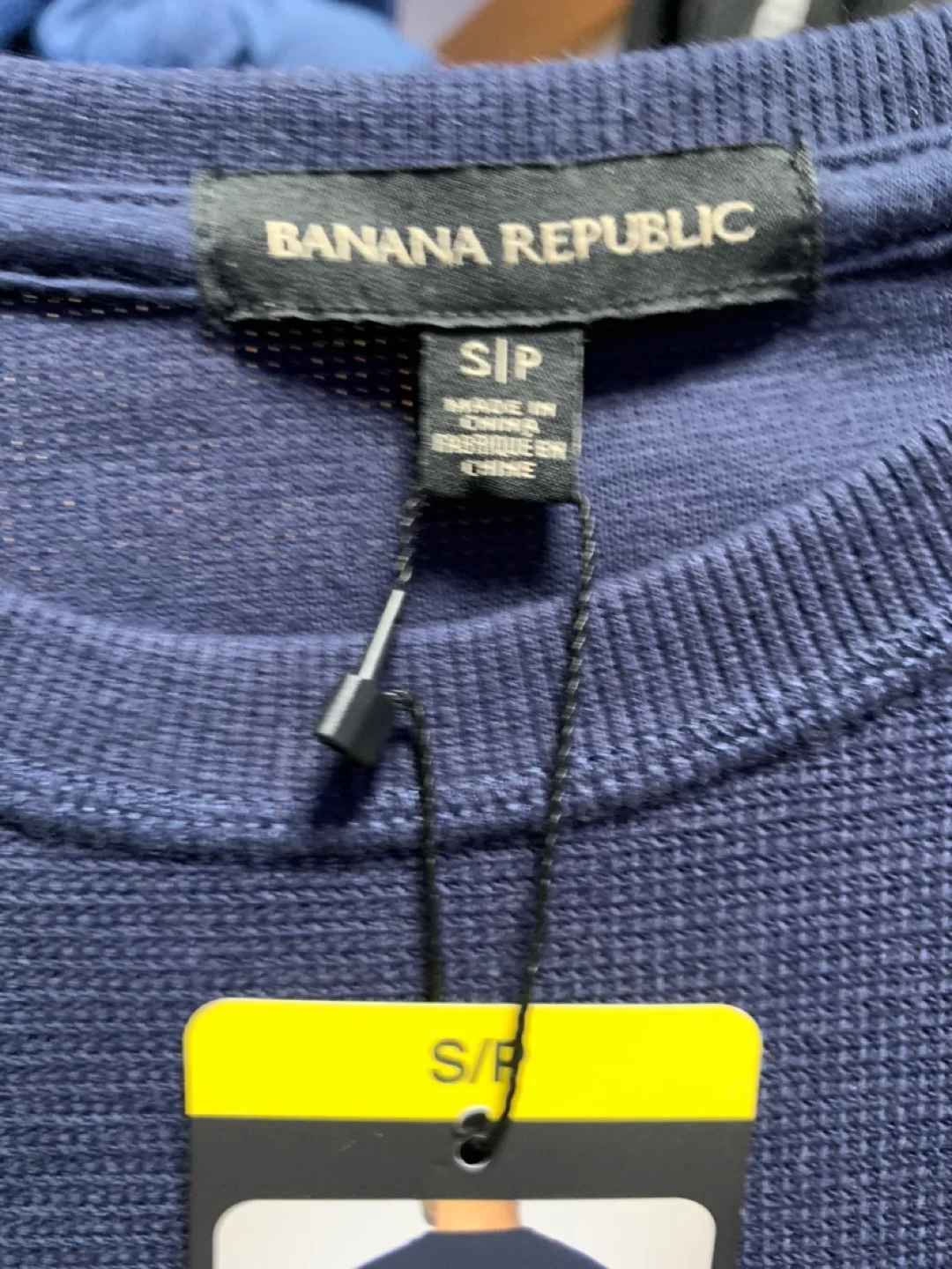 Banana Republic Long Sleeve / Crew Neck Sweaterl image indicator(2)