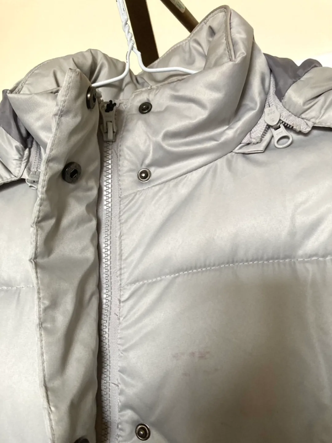 ✨Summer sale! Women ' Long Puffer Jacket - Size M image indicator(3)