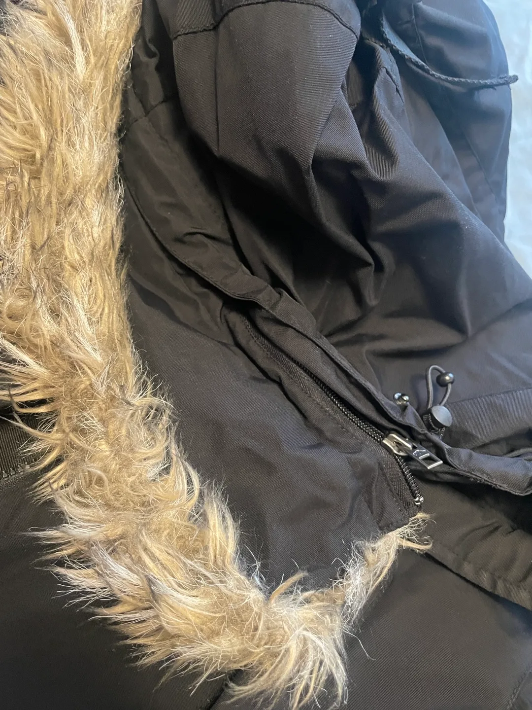 Roots Canada Women's Black Parka, Size Small image indicator(7)