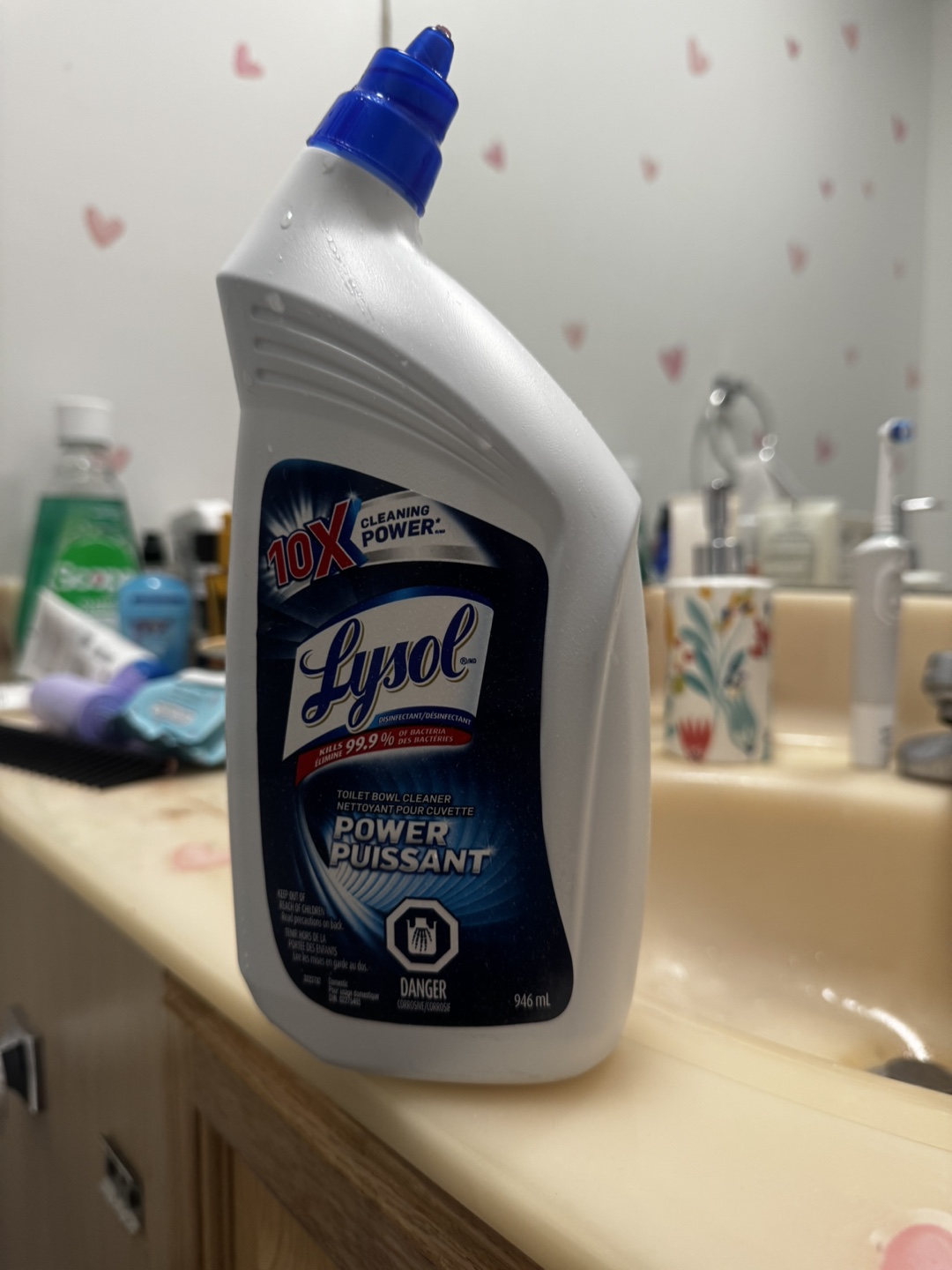 New 950 ml Lysol Cleaner