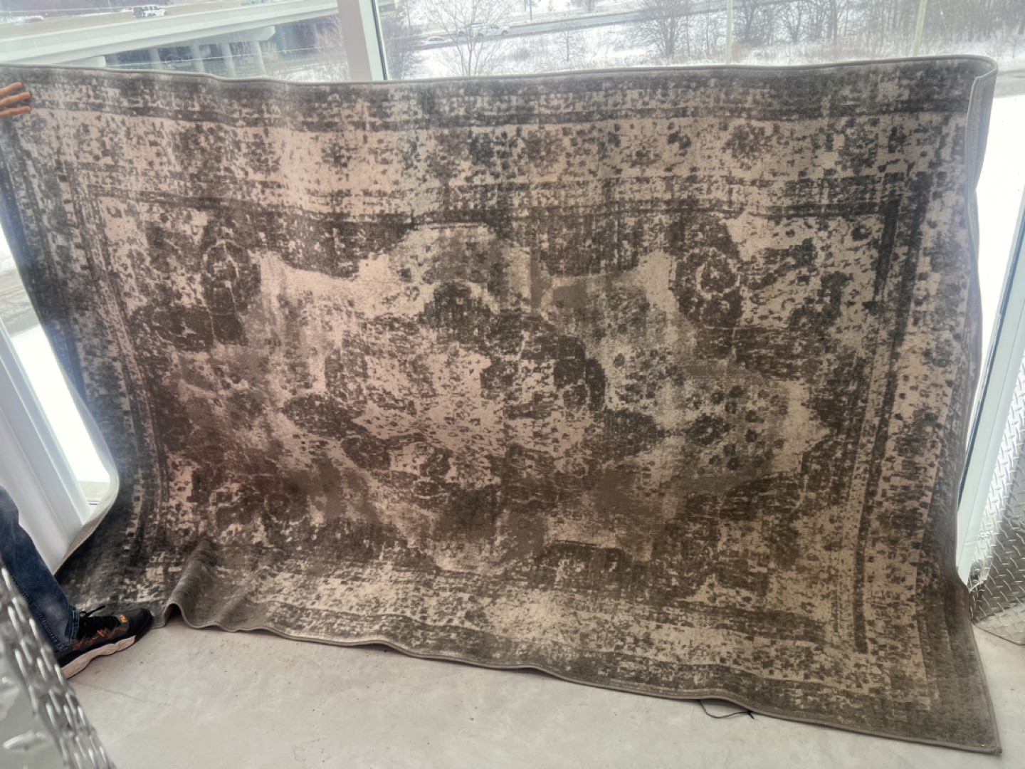 Large Grey and Beige Area Rug - photo 2