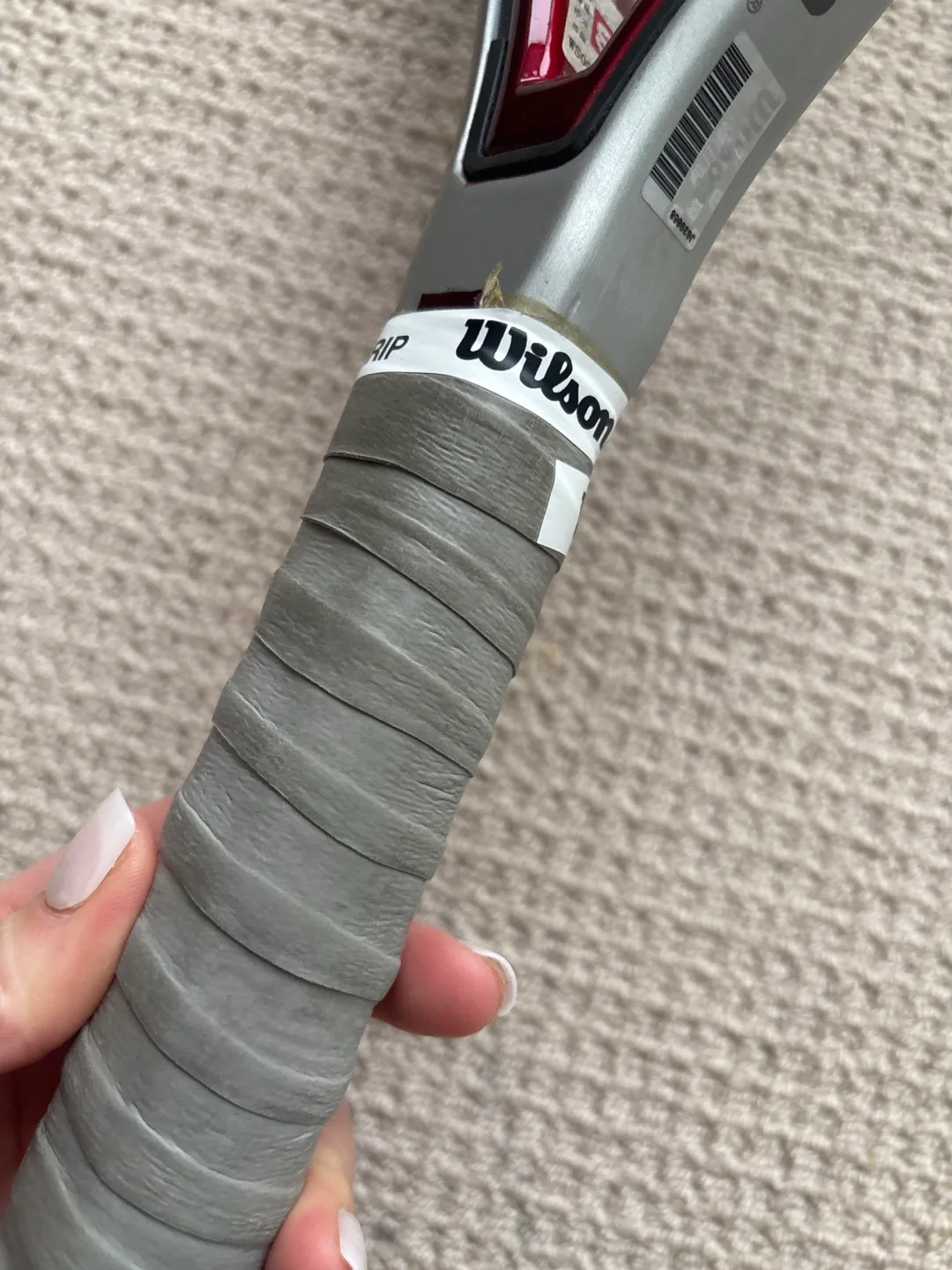 Wilson Tennis Racquet image indicator(2)