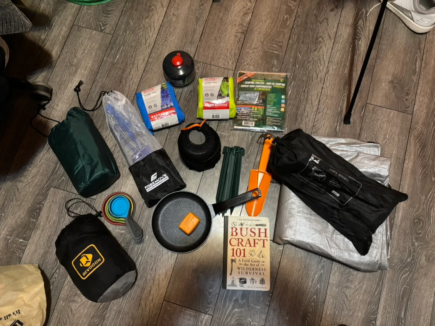 Camping Gear Bundle - Stove, Utensils, Tarp & More! image indicator(2)