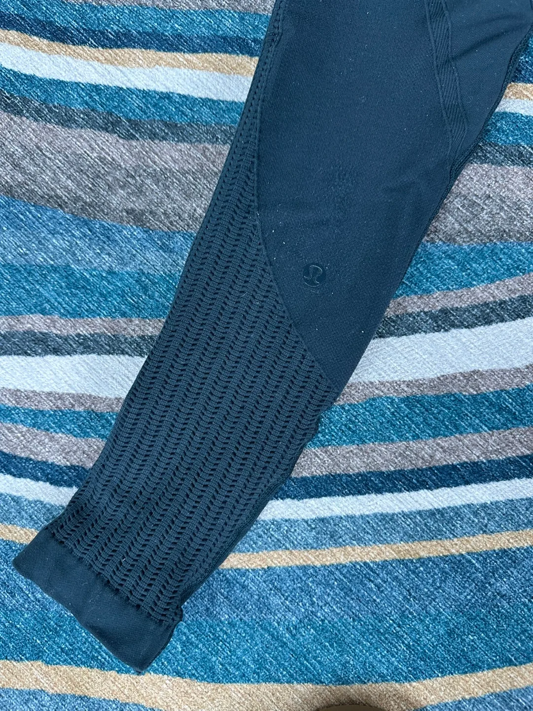 Lululemon leggings image indicator(3)