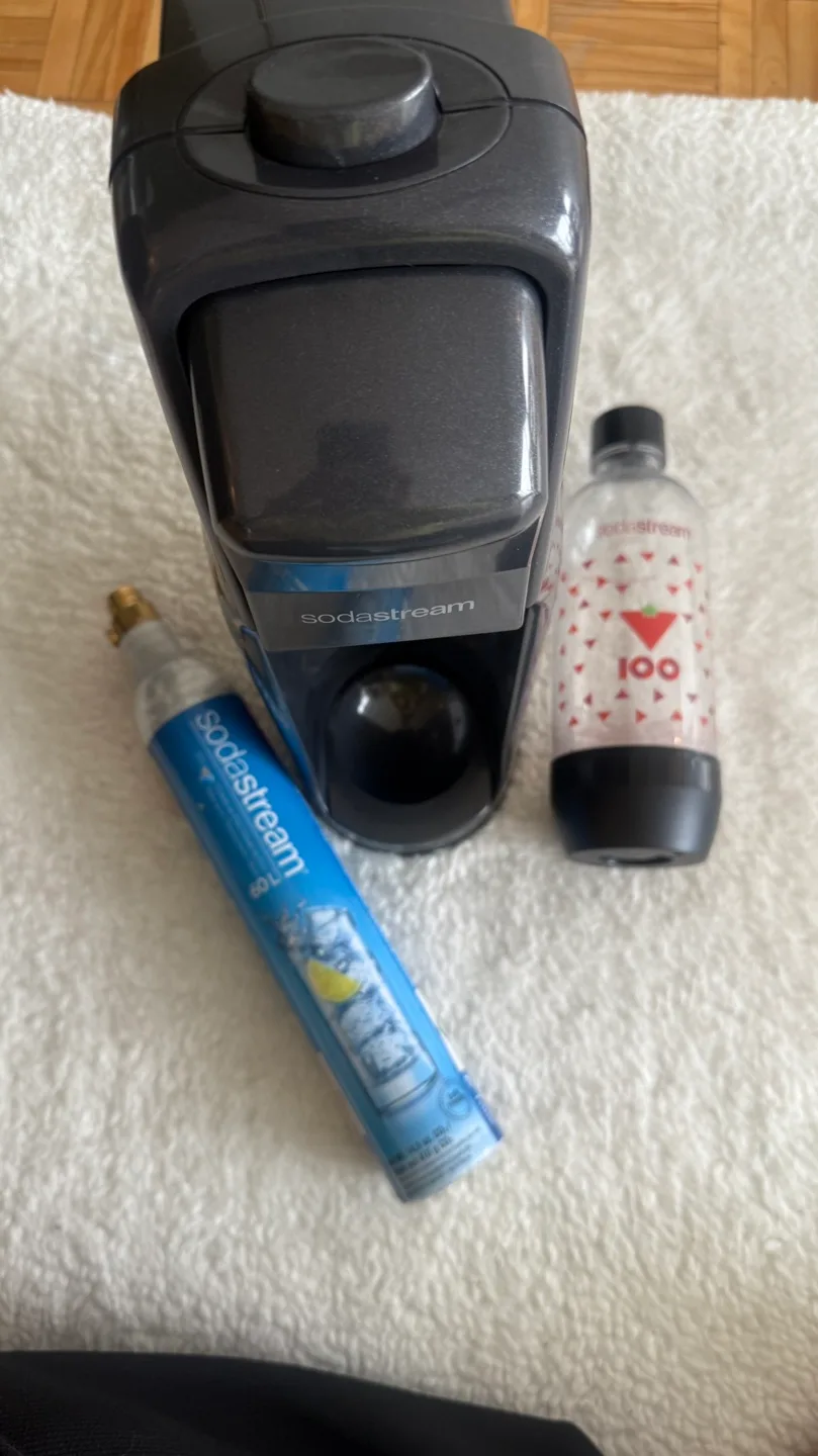 SodaStream Sparkling Water Maker with Bottle and CO2 Cylinder thumbnail