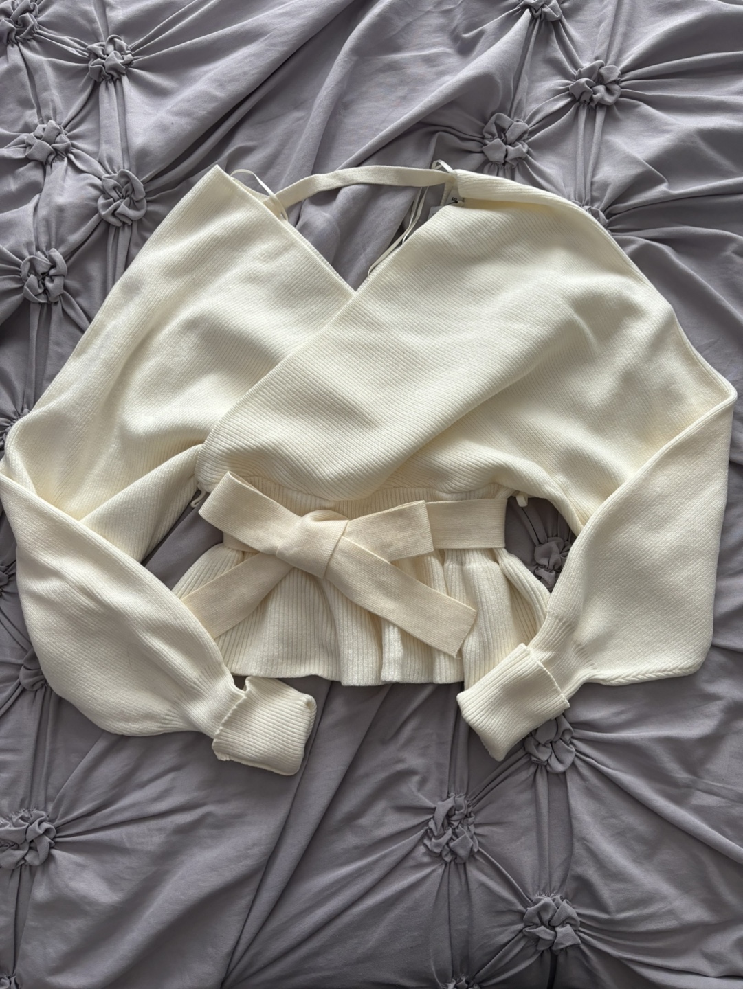 Honey Women's Cream Knit Wrap Top - Size Medium
