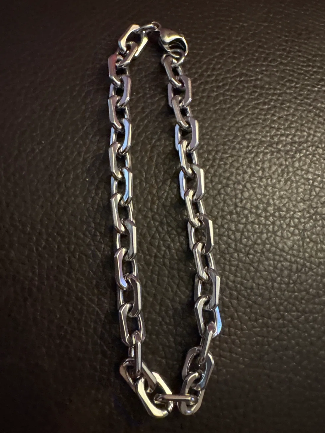 TBK &CO 18K Gold and Titanium Steel chain  Bracelet image indicator(3)