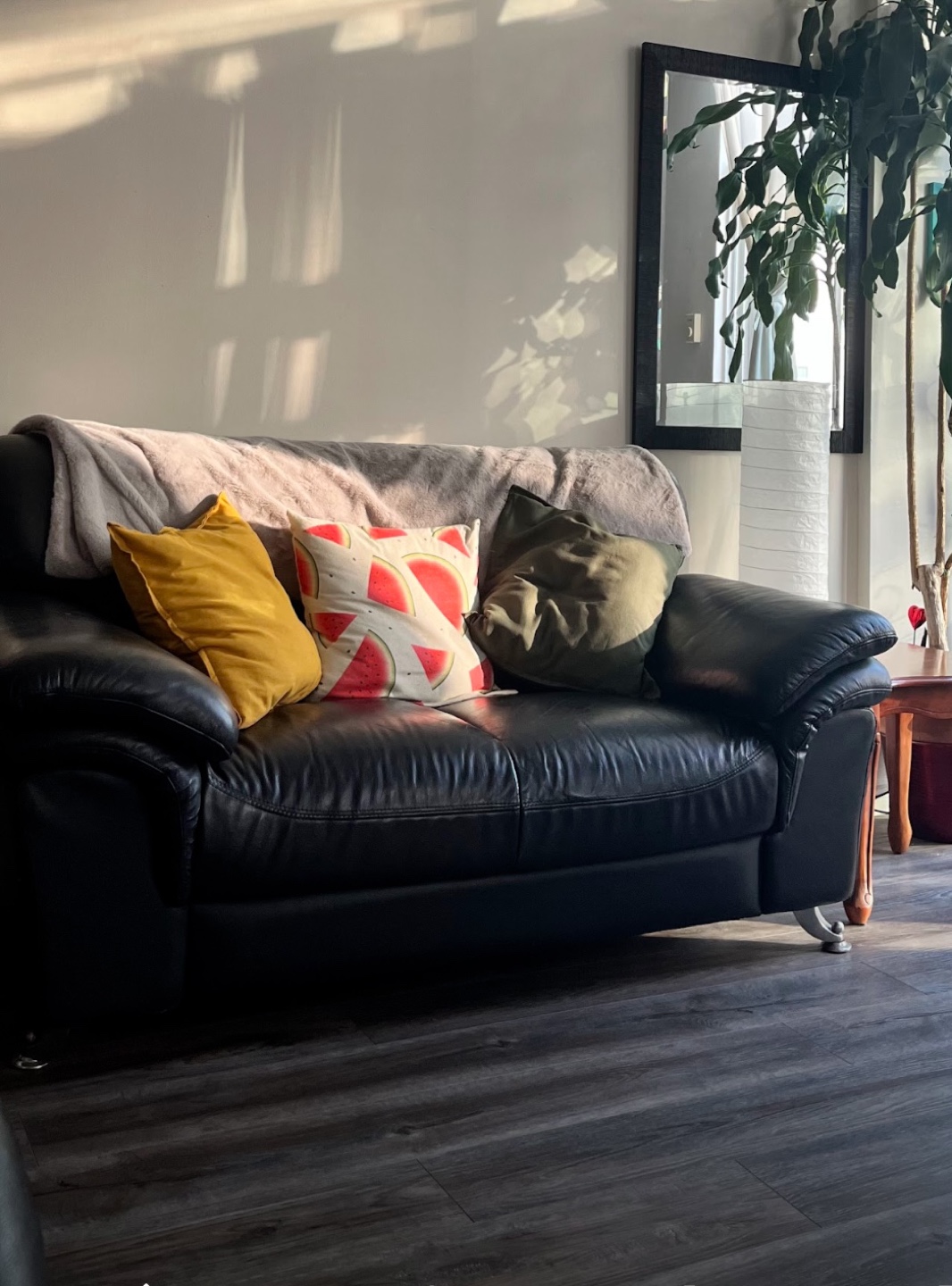 Black Leather Sofa - photo 3