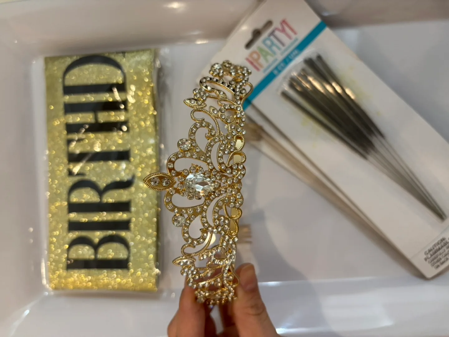 Birthday Girl Crown and Sash Set with Sparklers image indicator(2)