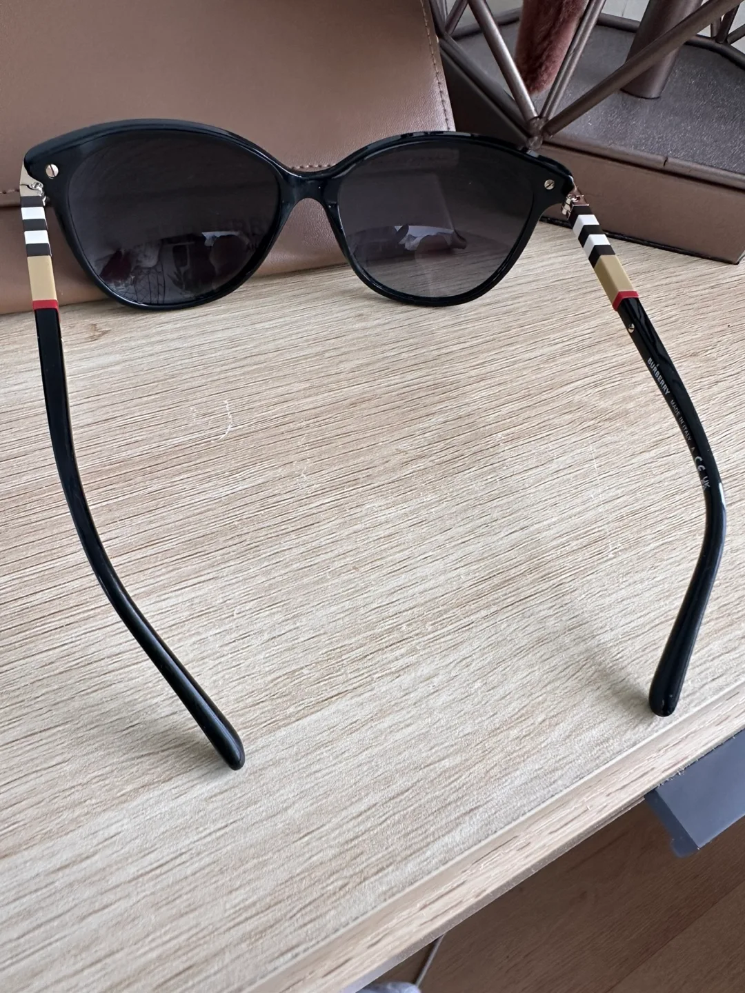 Burberry Sunglasses with Case image indicator(6)