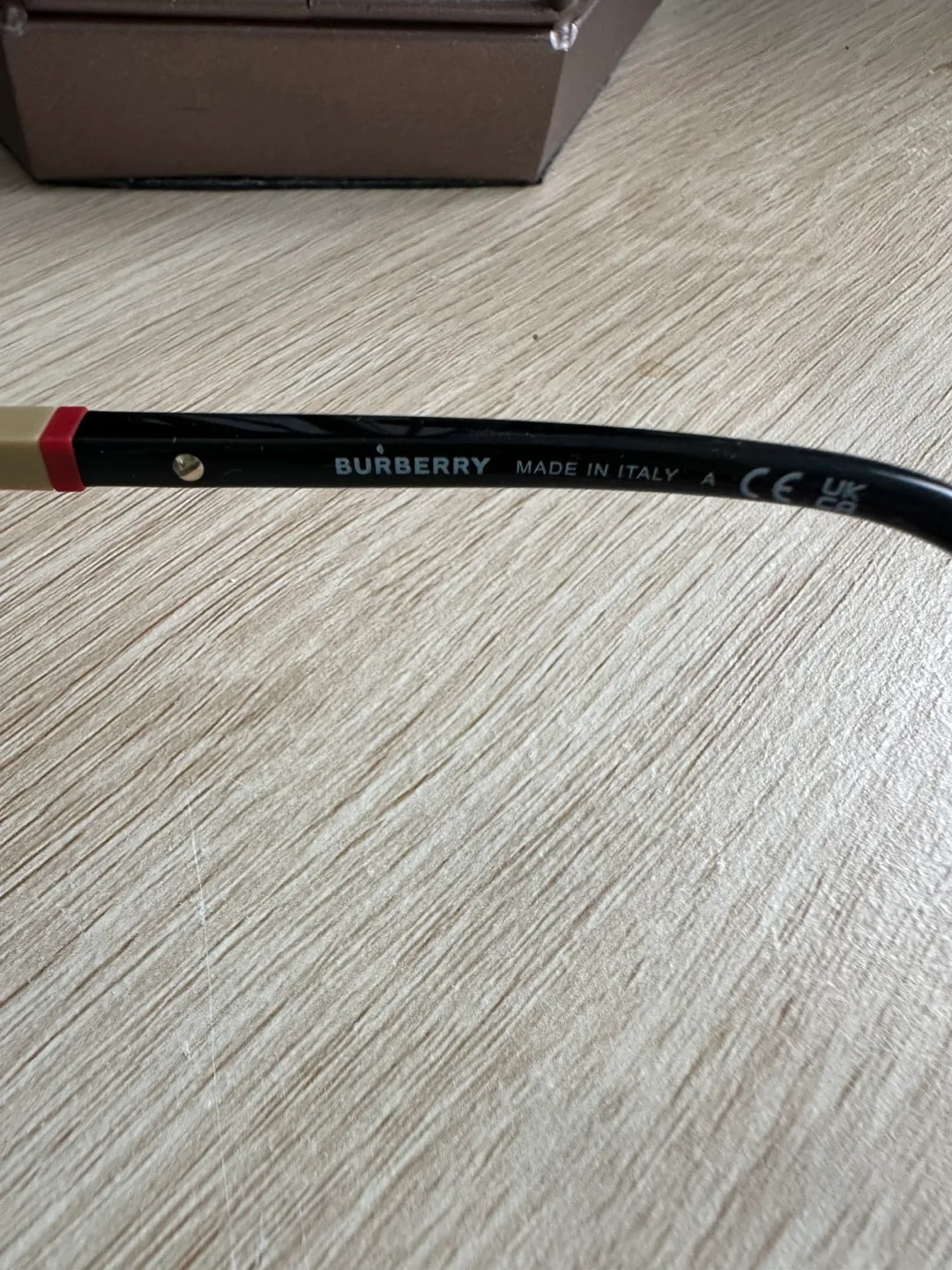 Burberry Sunglasses with Case image indicator(5)