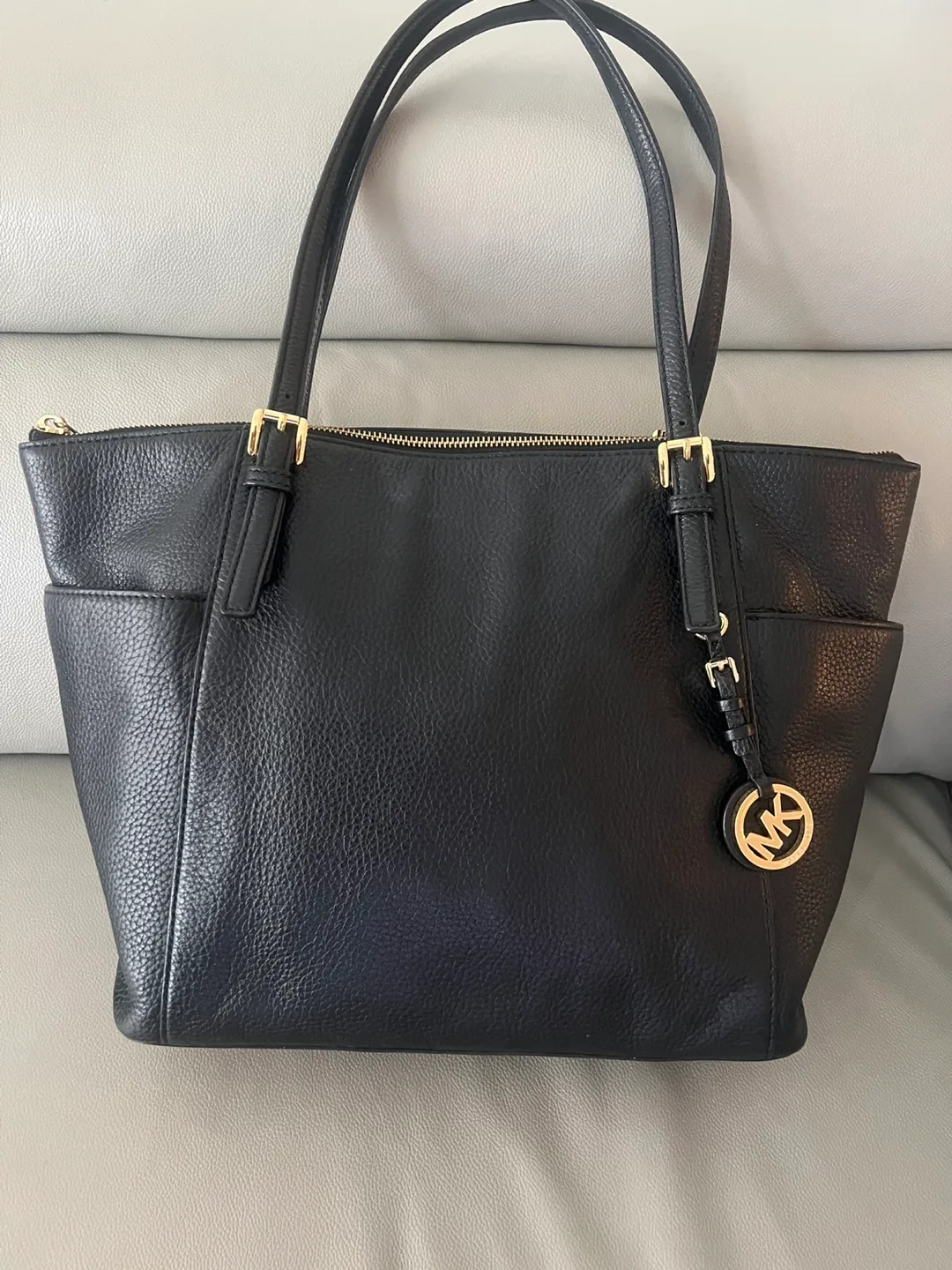 Michael Kors Black Leather Tote Bag thumbnail
