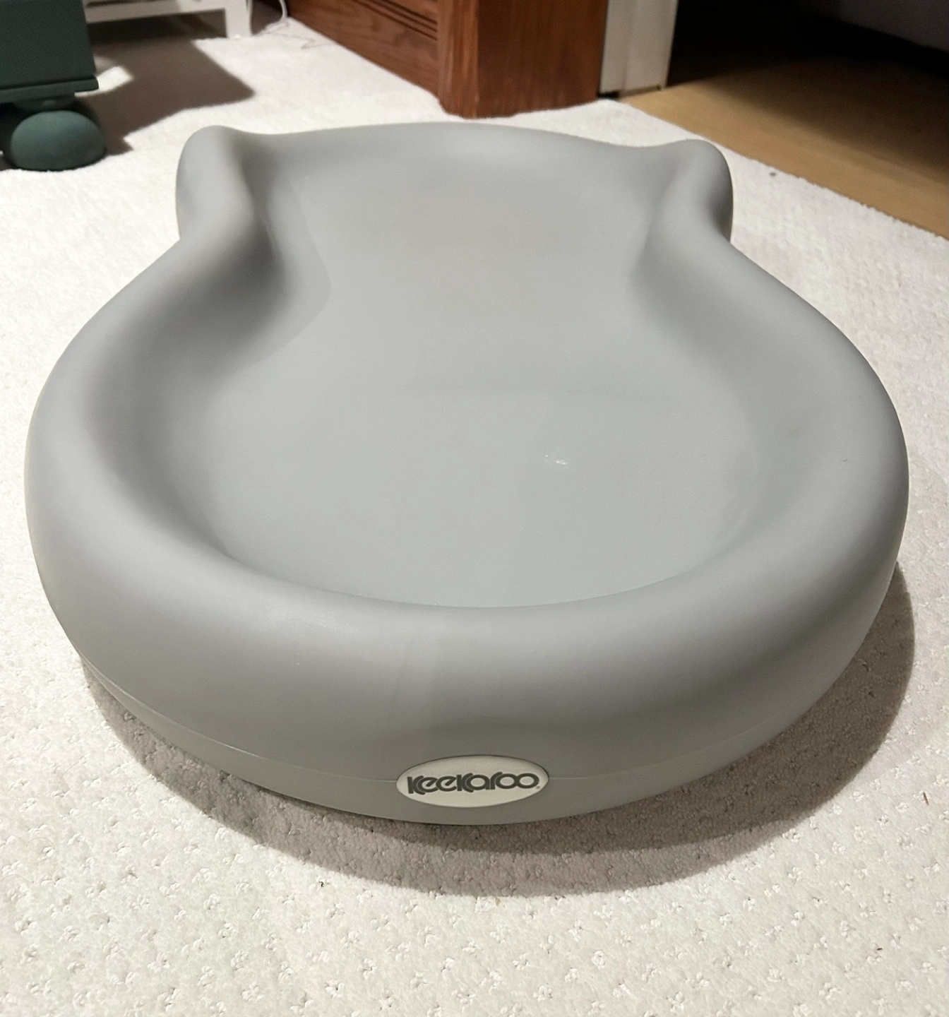 Keekaroo Peanut Changer Grey NEW Keekaroo Official Peanut Changer
