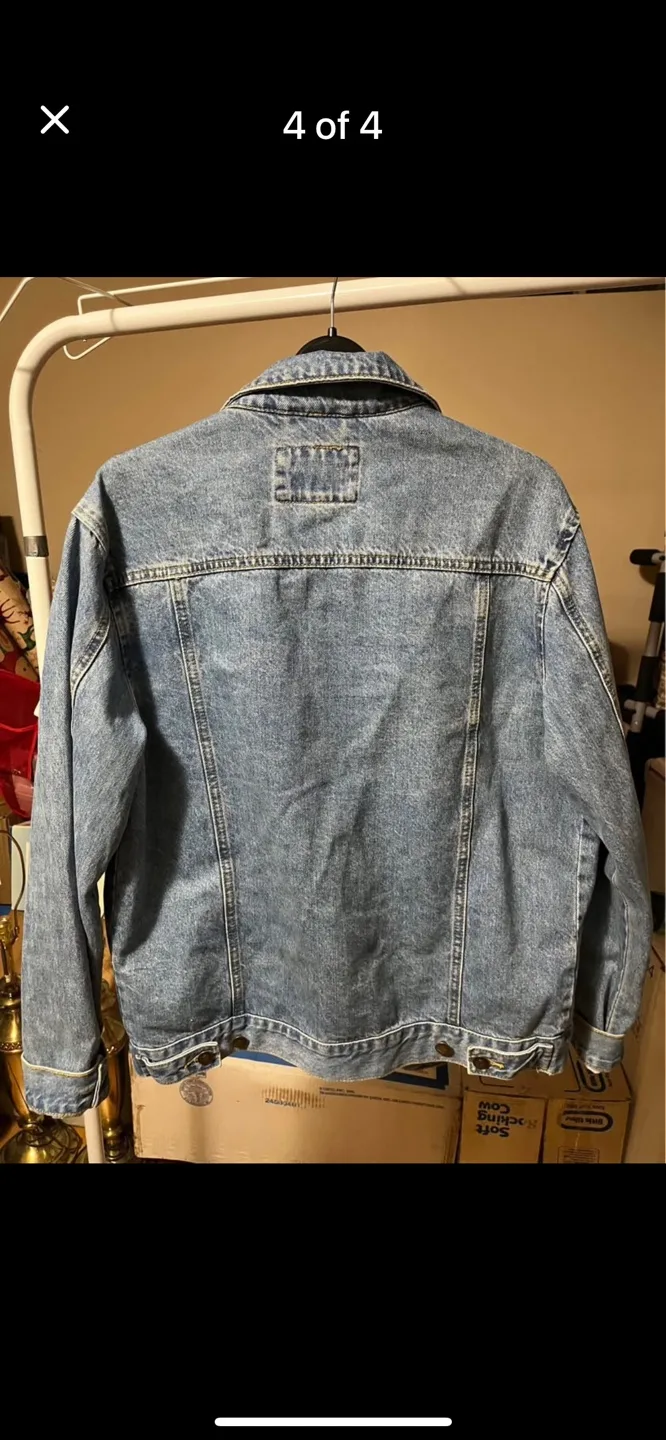 Forever 21 Men's Light Wash Denim Jacket 🏈 image indicator(2)
