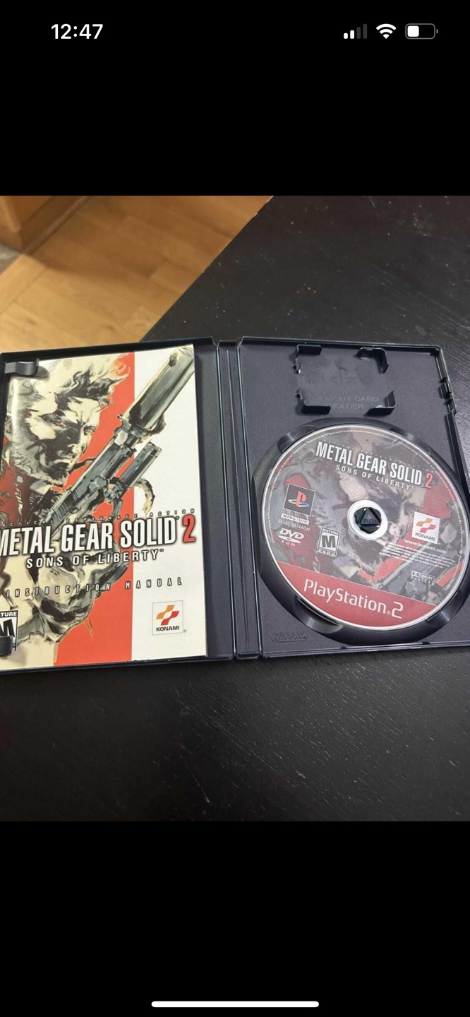 Metal Gear Solid 2 (PS2) - photo 2