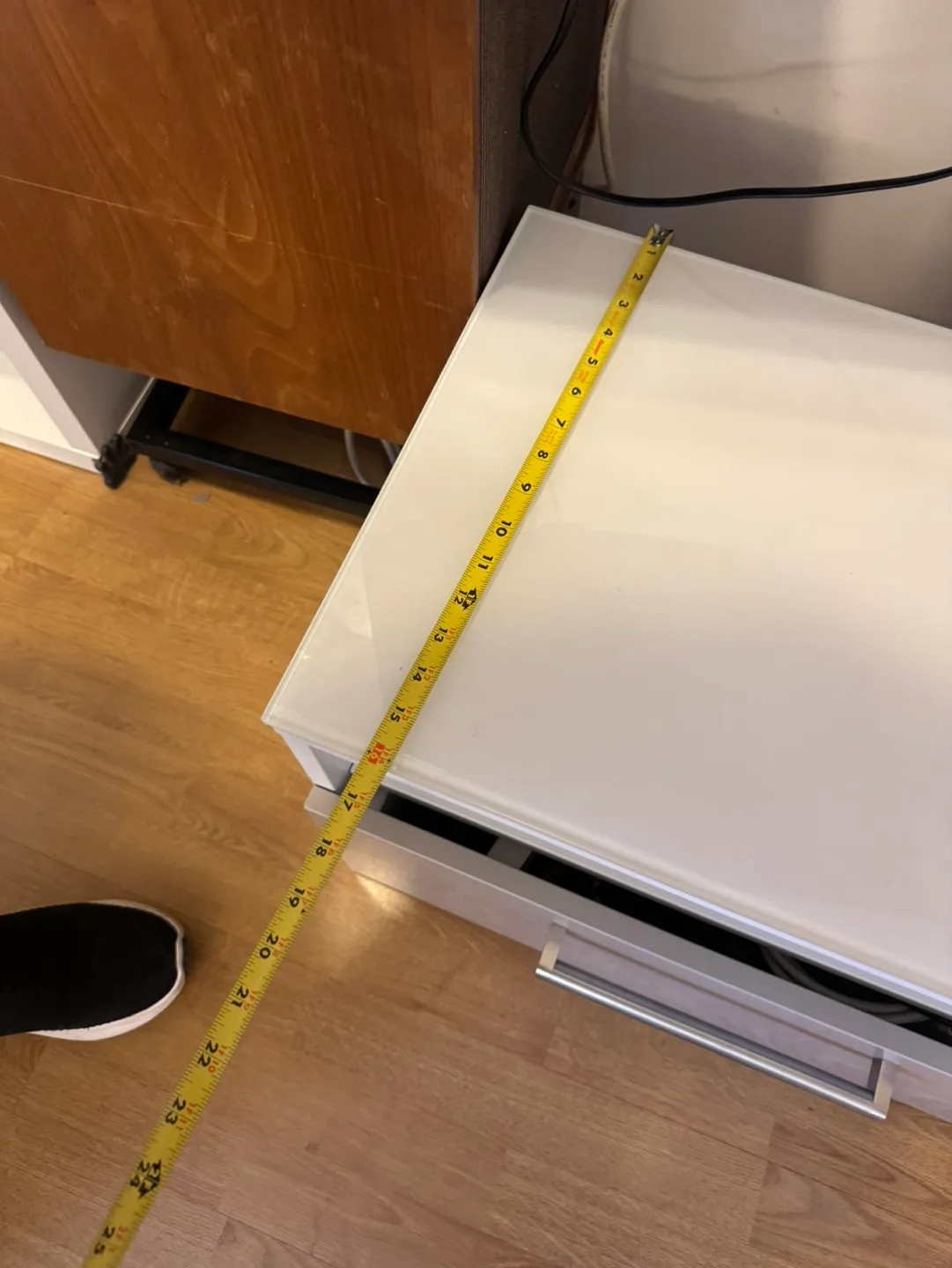 Modern TV Stand with Two Drawers image indicator(3)