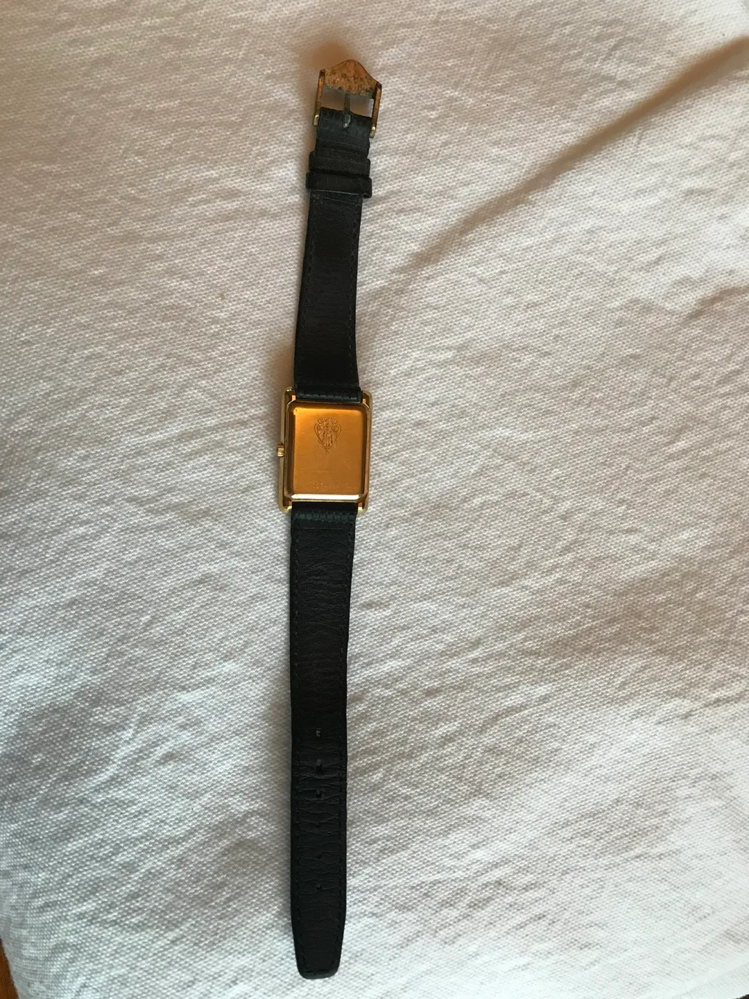 Gucci Vintage Gold-Tone Square Watch image indicator(2)